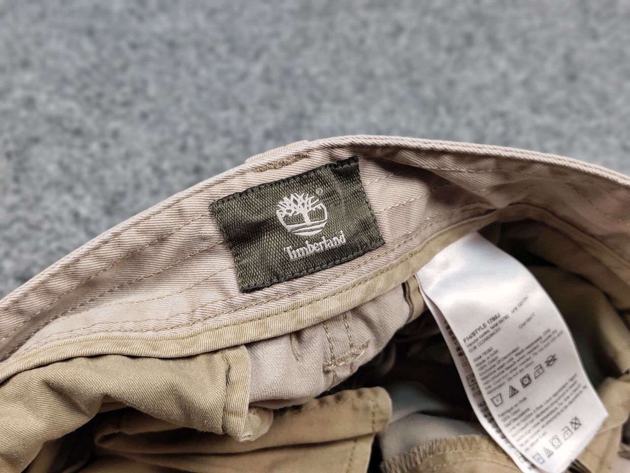 Timberland Vintage 90's Timberland Japan Zip Faded Beige Cargo Pants Size US 34 / EU 50 - 22 Thumbnail