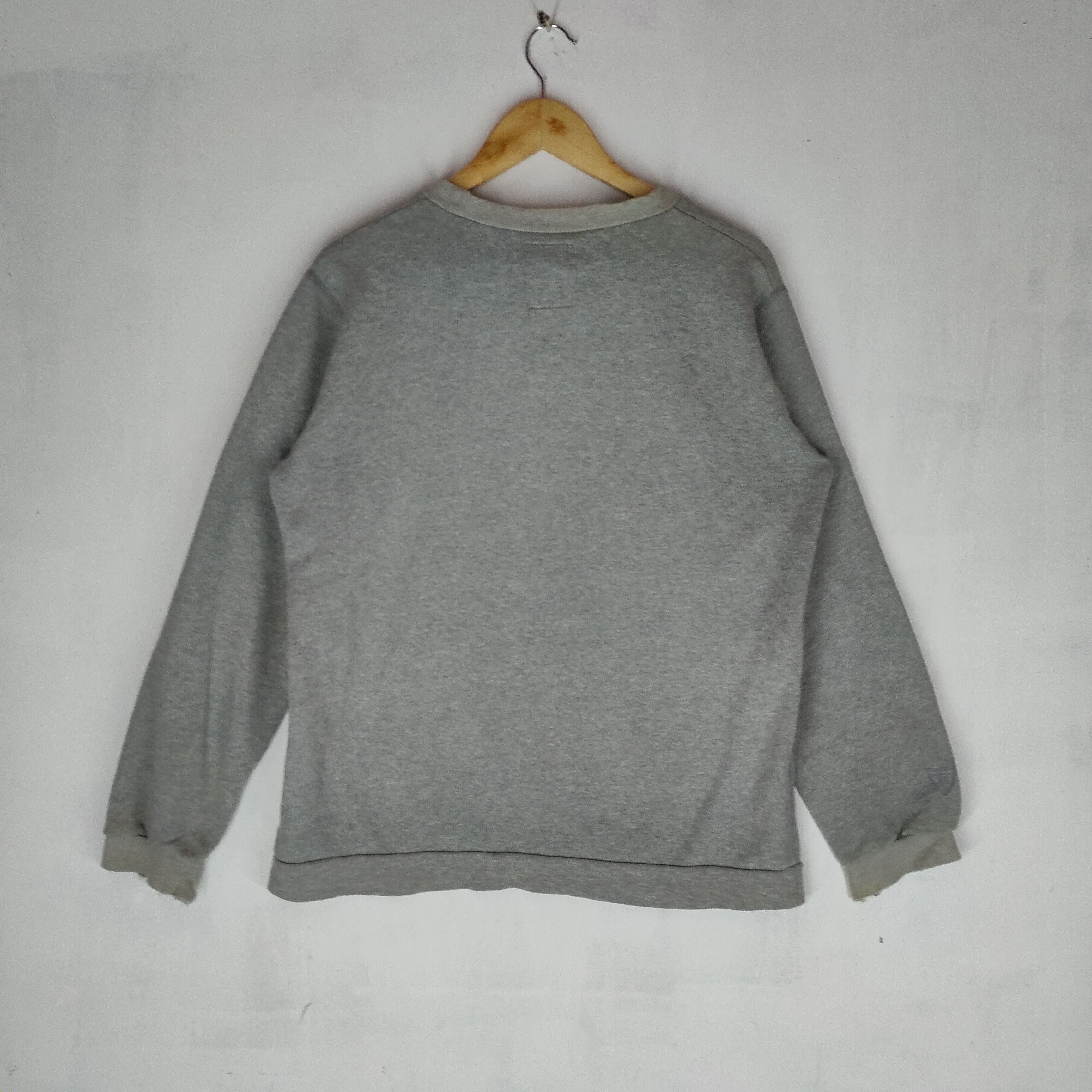 Neighborhood NEIGHBORHOOD Distressed Embroidery on Sleeve Sweatshirt Size US M / EU 48-50 / 2 - 7 Thumbnail