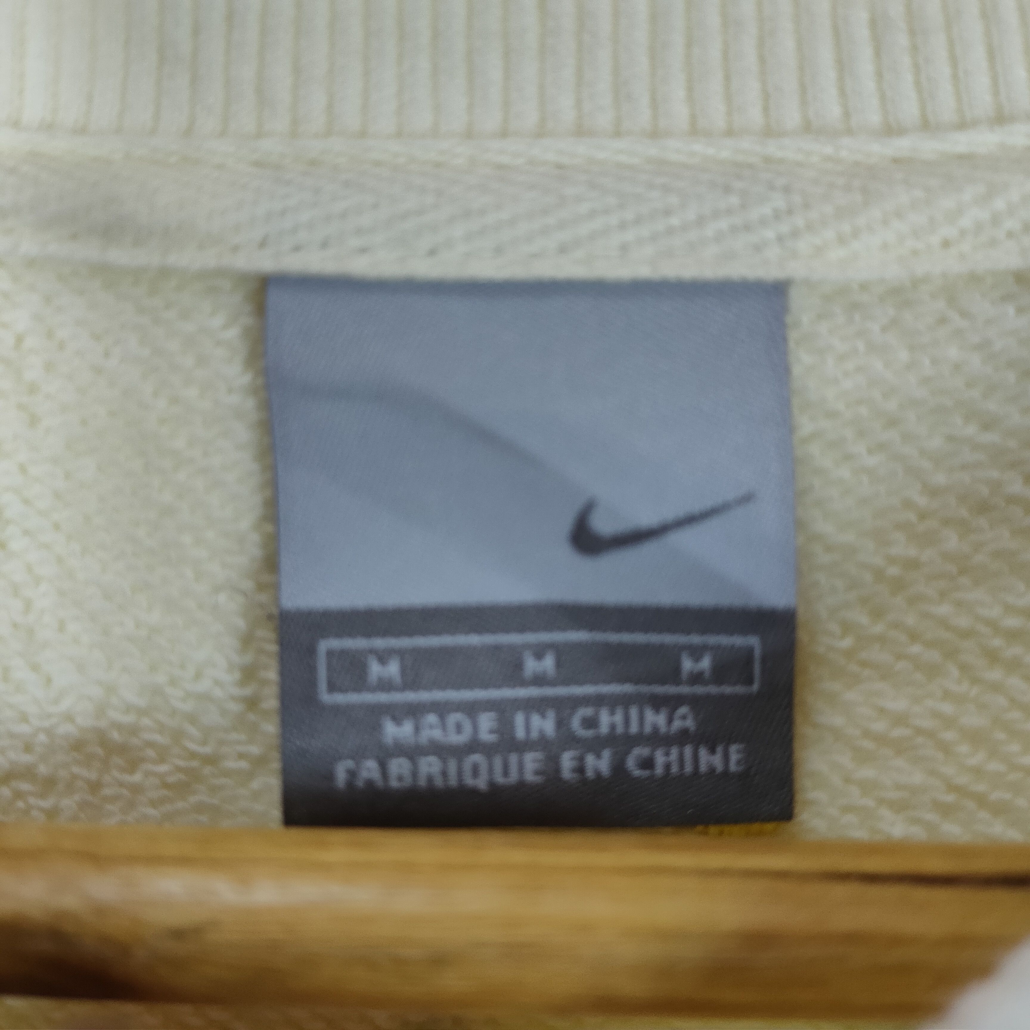 Nike NIKE STITCHES SPELOUT Pullover Jumper Crewneck Sweatshirt Size US S / EU 44-46 / 1 - 4 Thumbnail