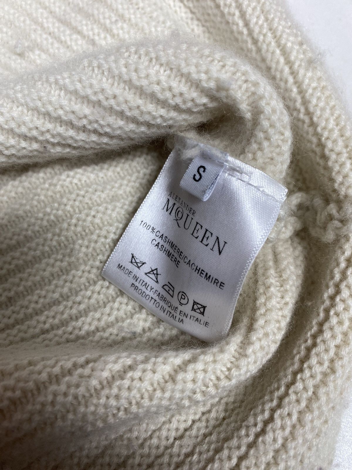 Alexander McQueen Alexander Mcqueen Cashmere cable knit Size US S / EU 44-46 / 1 - 10 Thumbnail