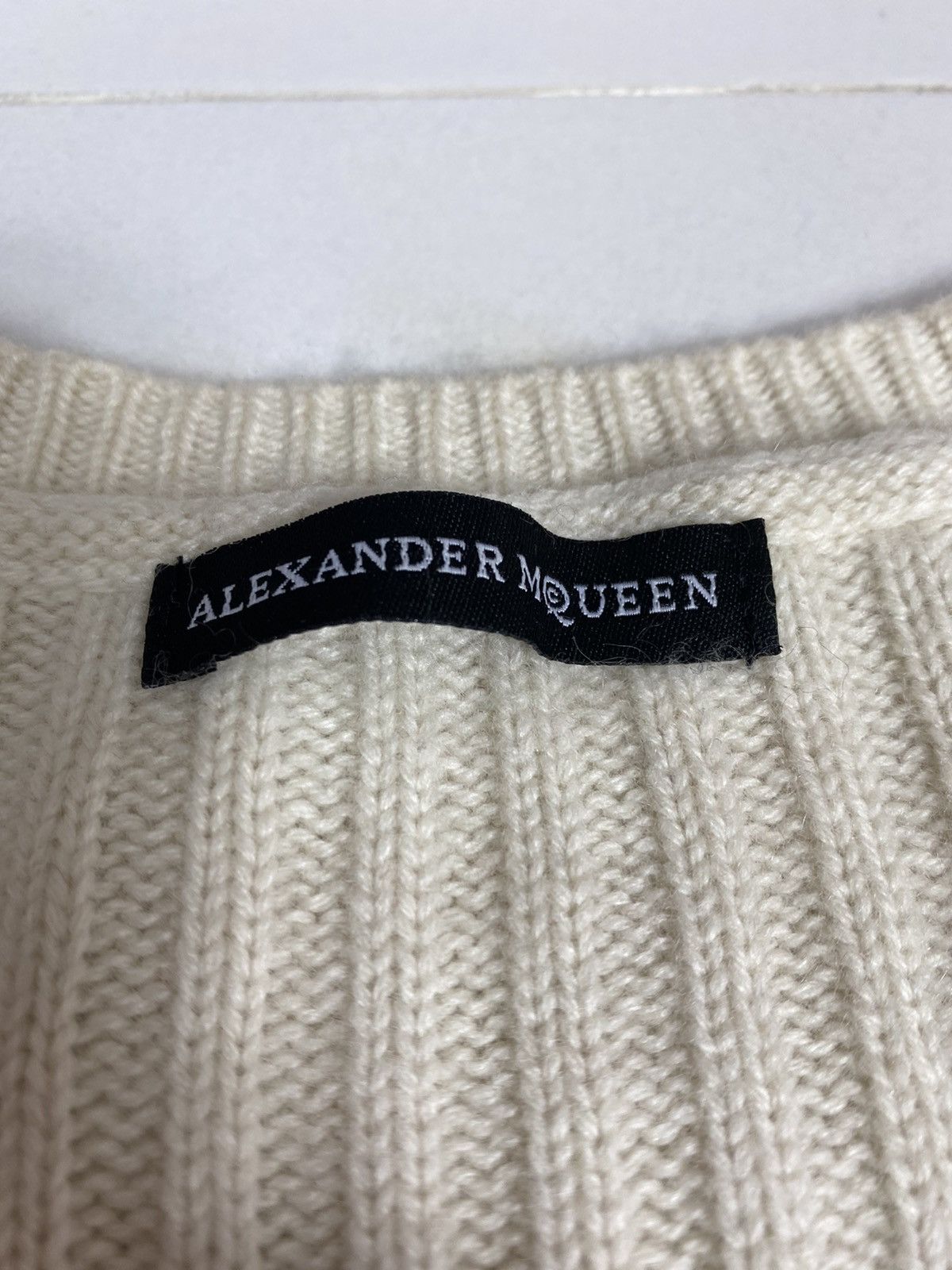 Alexander McQueen Alexander Mcqueen Cashmere cable knit Size US S / EU 44-46 / 1 - 8 Thumbnail