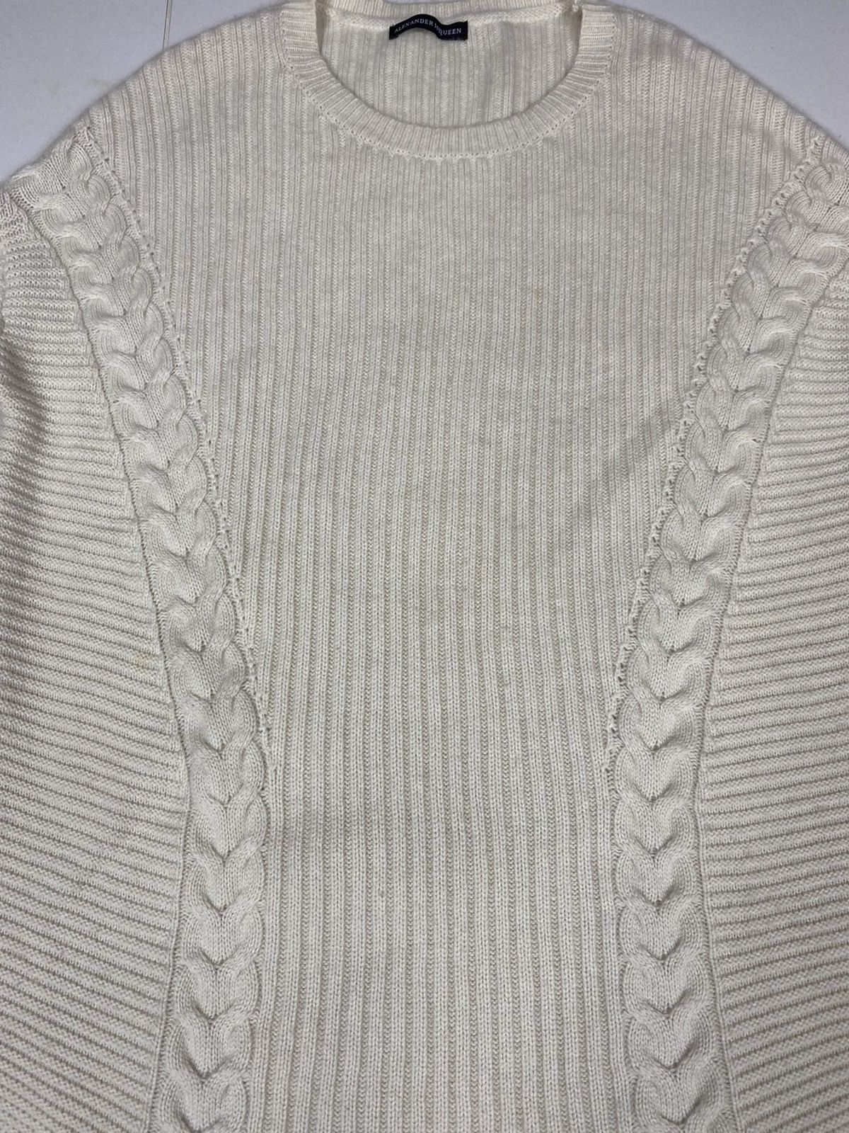 Alexander McQueen Alexander Mcqueen Cashmere cable knit Size US S / EU 44-46 / 1 - 4 Thumbnail