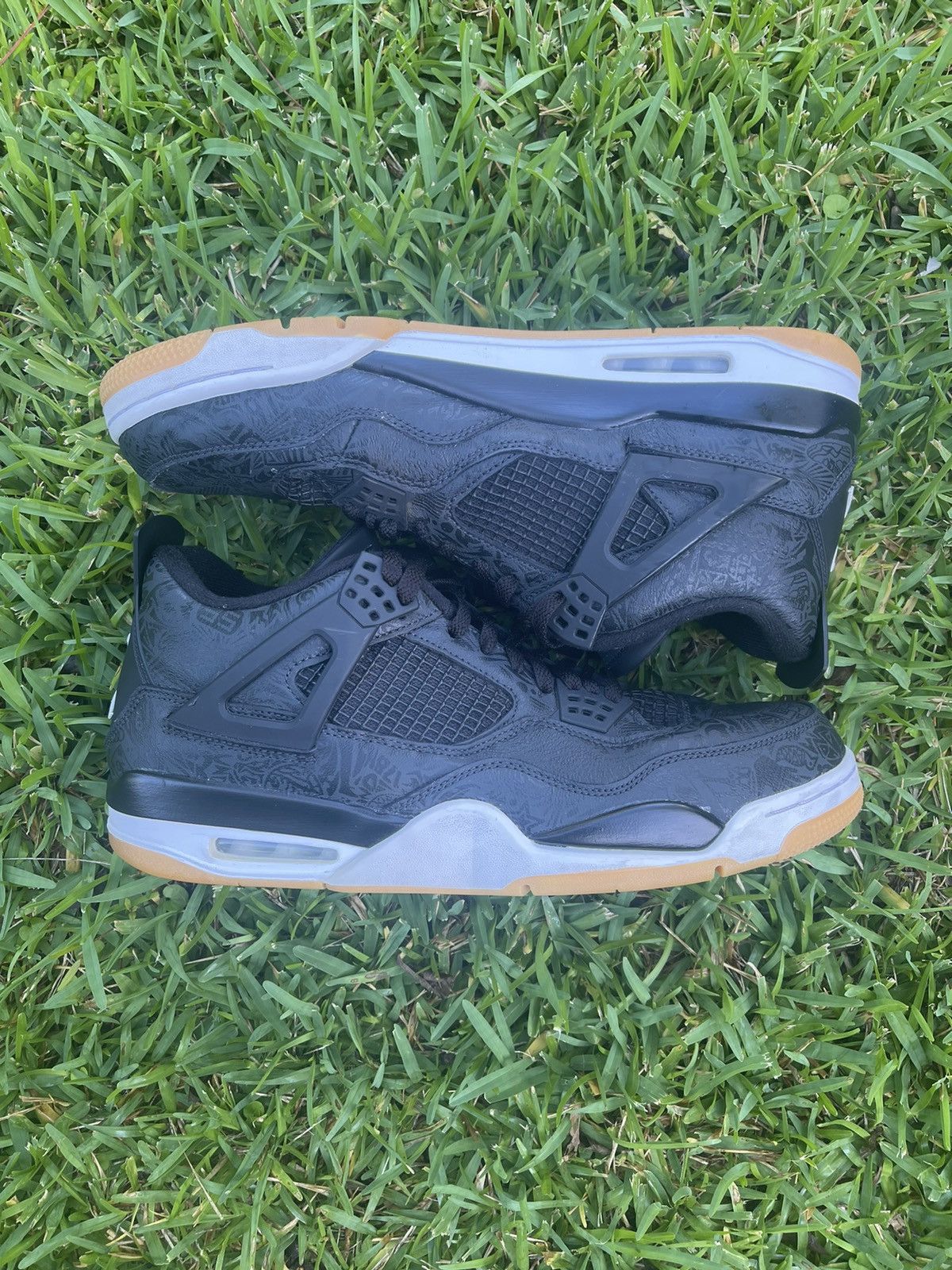 retro 4 laser black gum