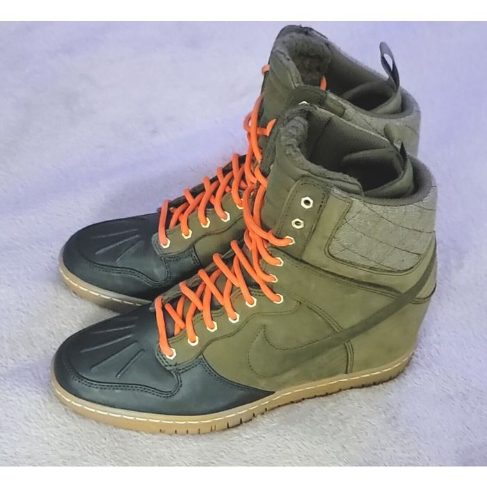 Women's 'dunk outlet sky hi sneakerboot