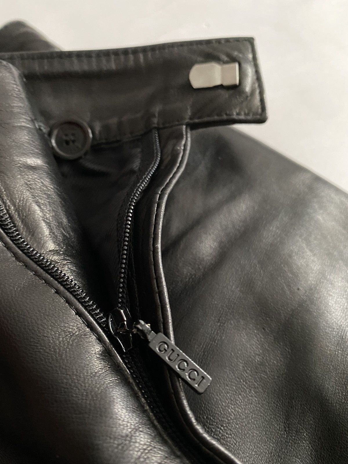 Gucci Gucci by Tom Ford Straight Black Leather Pants Size US 29 - 9 Thumbnail