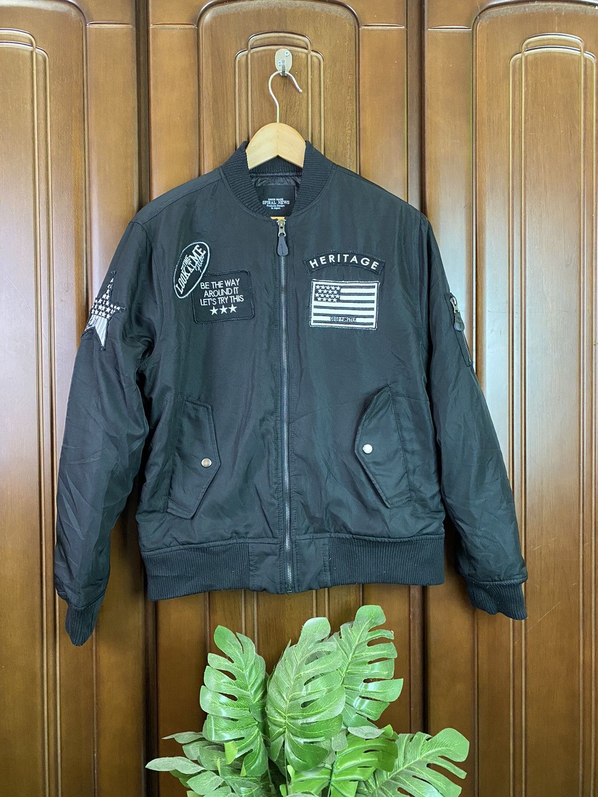 Japanese Brand × Streetwear × Vintage Union Made Spiral News