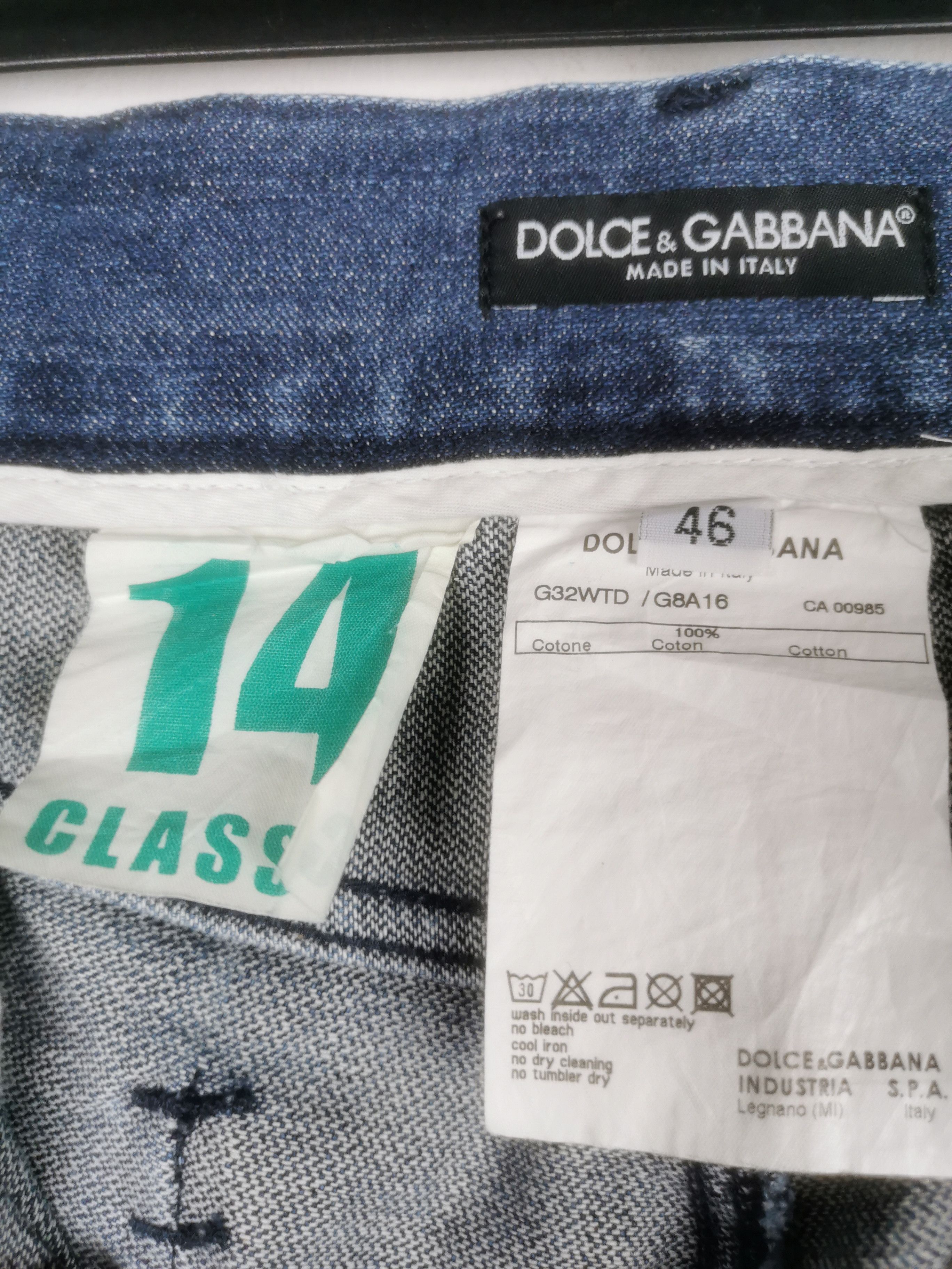 Designer × Dolce & Gabbana Dolce & Gabbana Distressed Denim Jean Size 33 Size US 33 - 18 Thumbnail