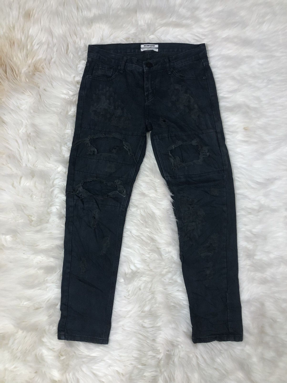One X Oneteaspoon distressed tapered denim