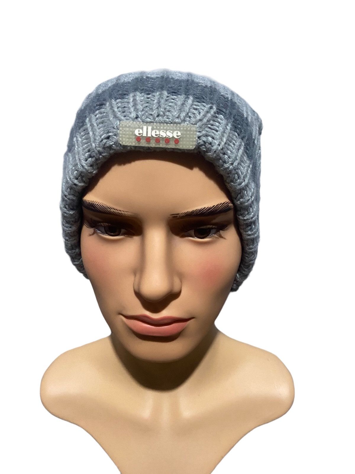 🔥SALE🔥ELLESSE KNITTED BEANIE NICE DESIGN