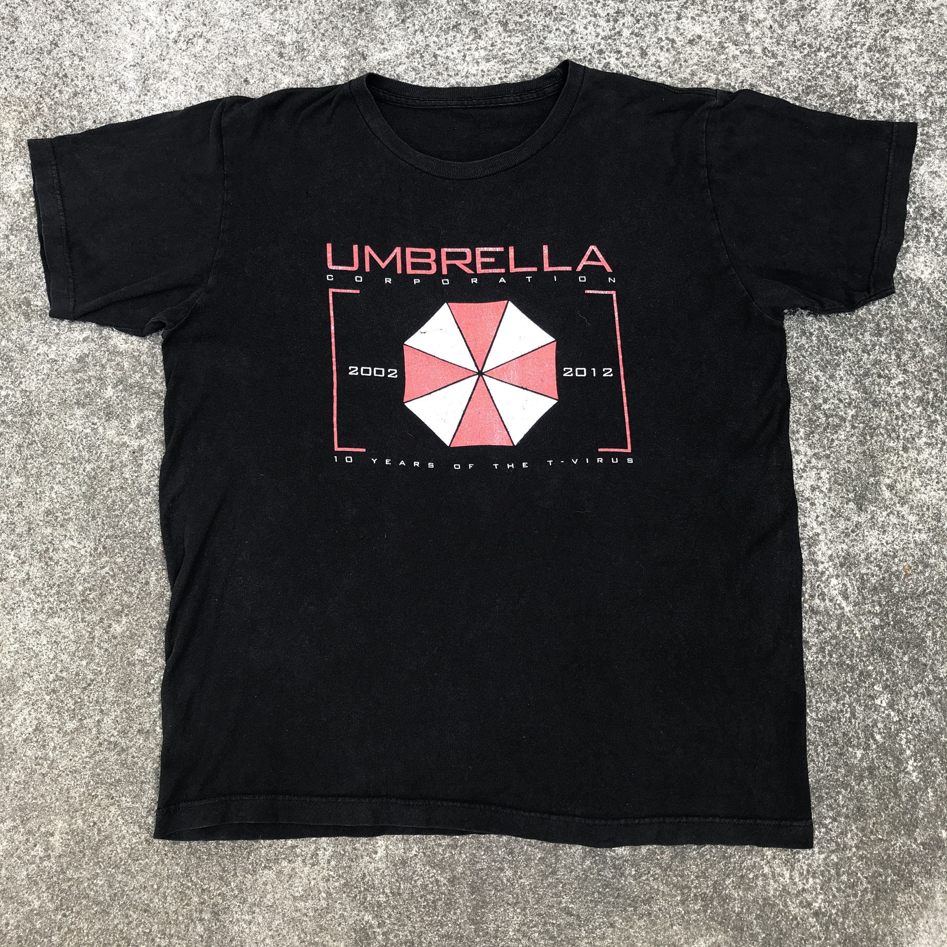 The Game Vintage Y2K Resident evil Umbrella Tee PlayStation Size US L / EU 52-54 / 3 - 2 Thumbnail