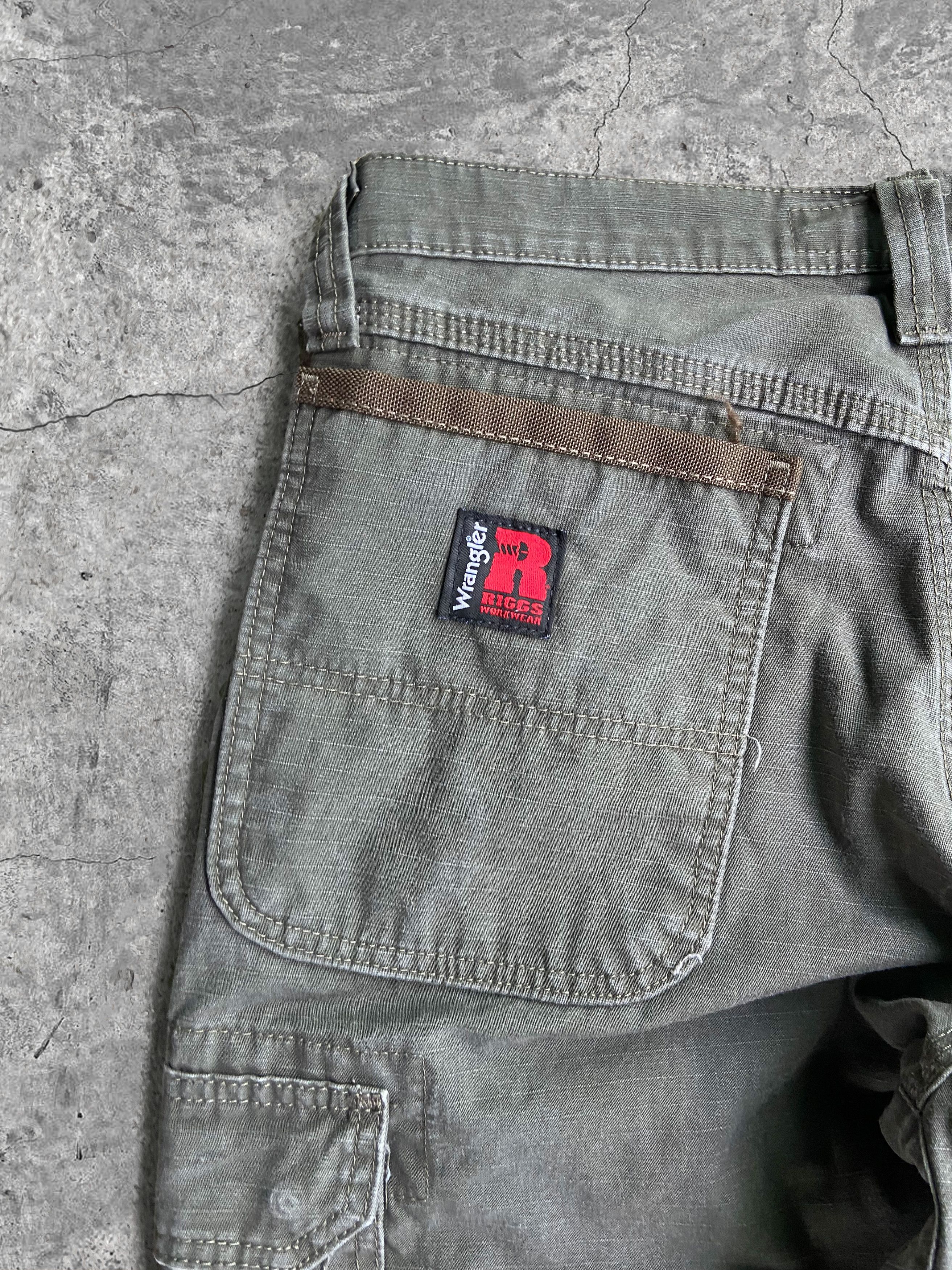 Wrangler VINTAGE GREEN RIGGS WORKWEAR CARGO Pants Size US 30 / EU 46 - 19 Thumbnail