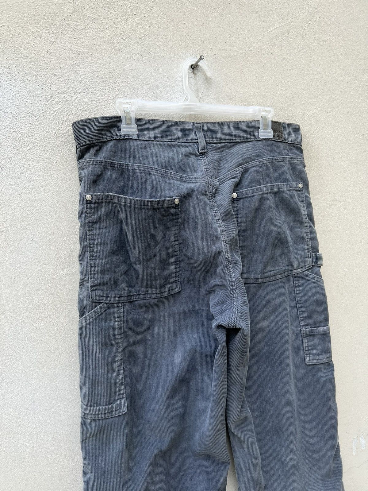Levi's × Vintage Vintage 2001 Levi’s Silvertab Sun Faded Corduroy Work Pant Size US 33 - 15 Thumbnail