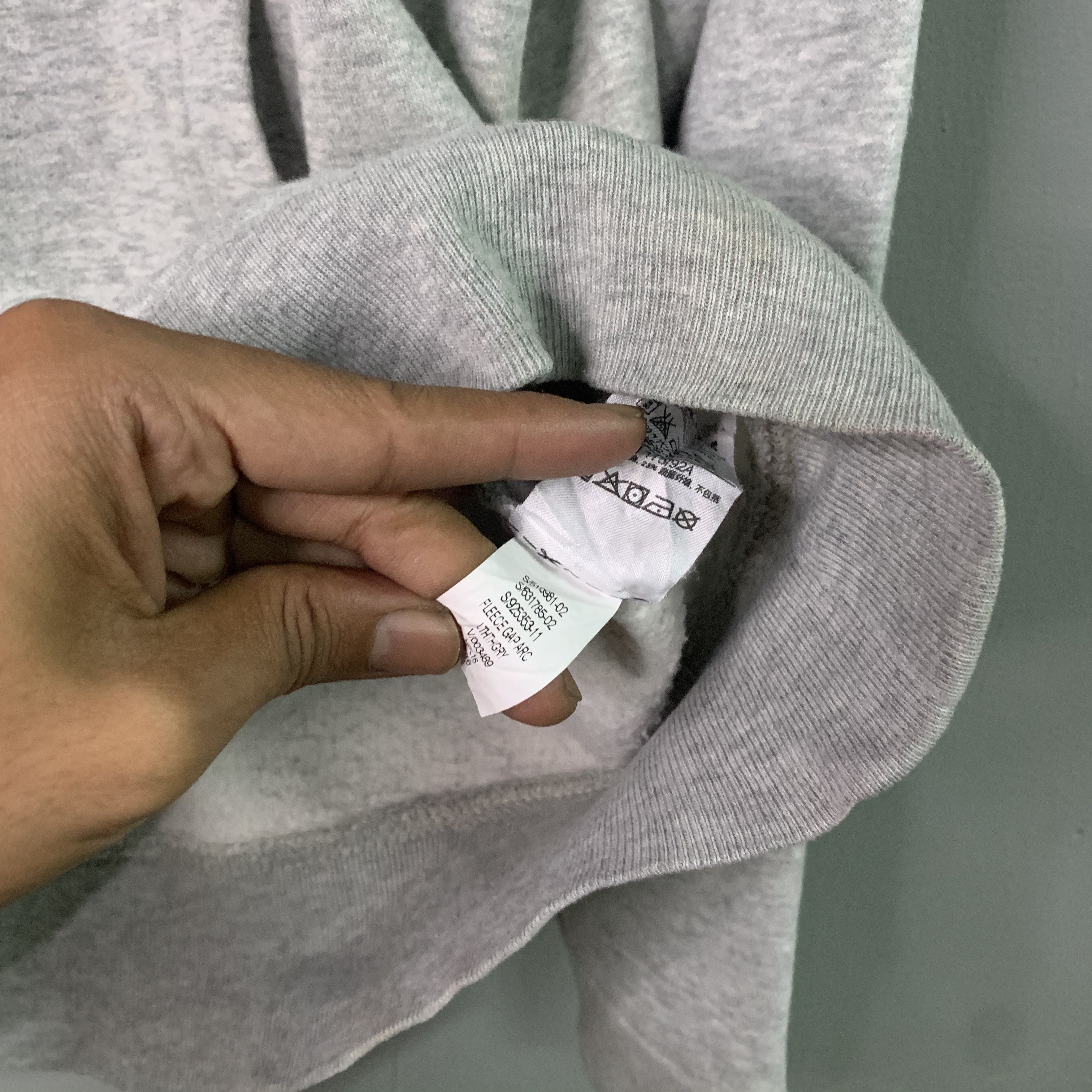 Gap × Vintage Vintage Gap Spell Out Streetwear Hooded Sweatshirt Sweater Size US M / EU 48-50 / 2 - 7 Thumbnail