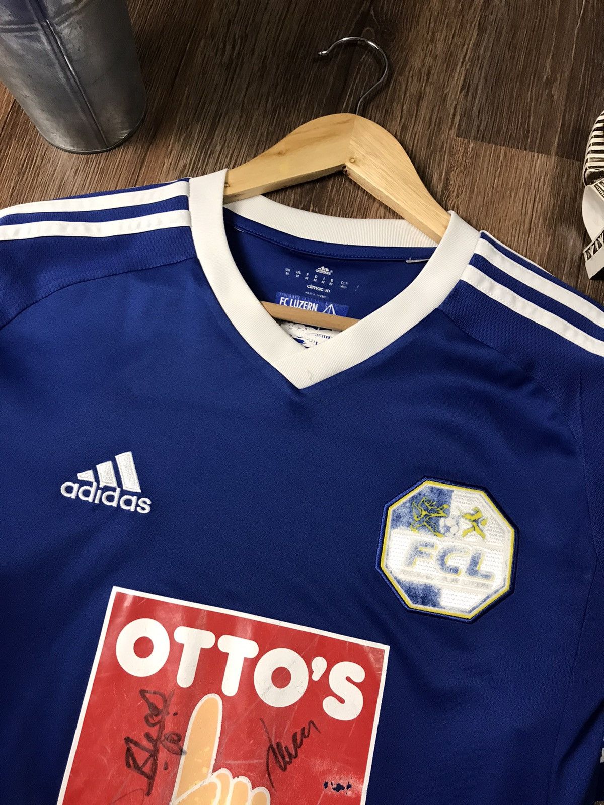 Adidas Adidas Signed FC Luzern 2015 2016 home jersey Size US M / EU 48-50 / 2 - 4 Thumbnail