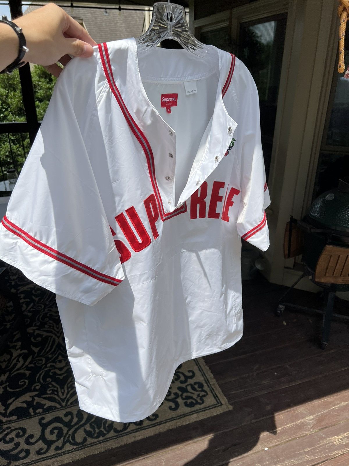 Archival Clothing × MLB × Supreme Supreme Snap-Off sleeve