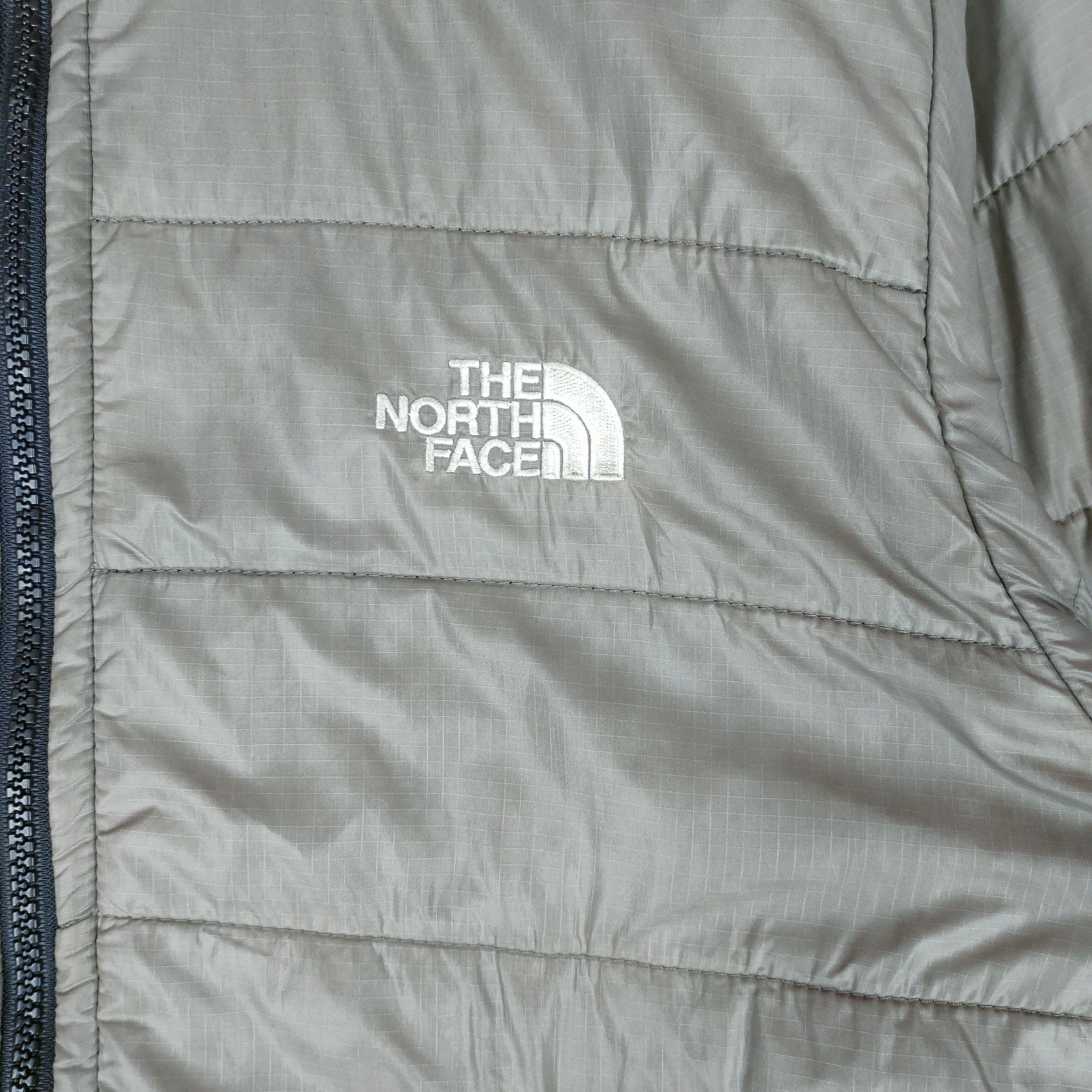 The North Face × Vintage Vintage THE NORTH FACE Down Puffer Polyester Jacket Size US M / EU 48-50 / 2 - 4 Thumbnail