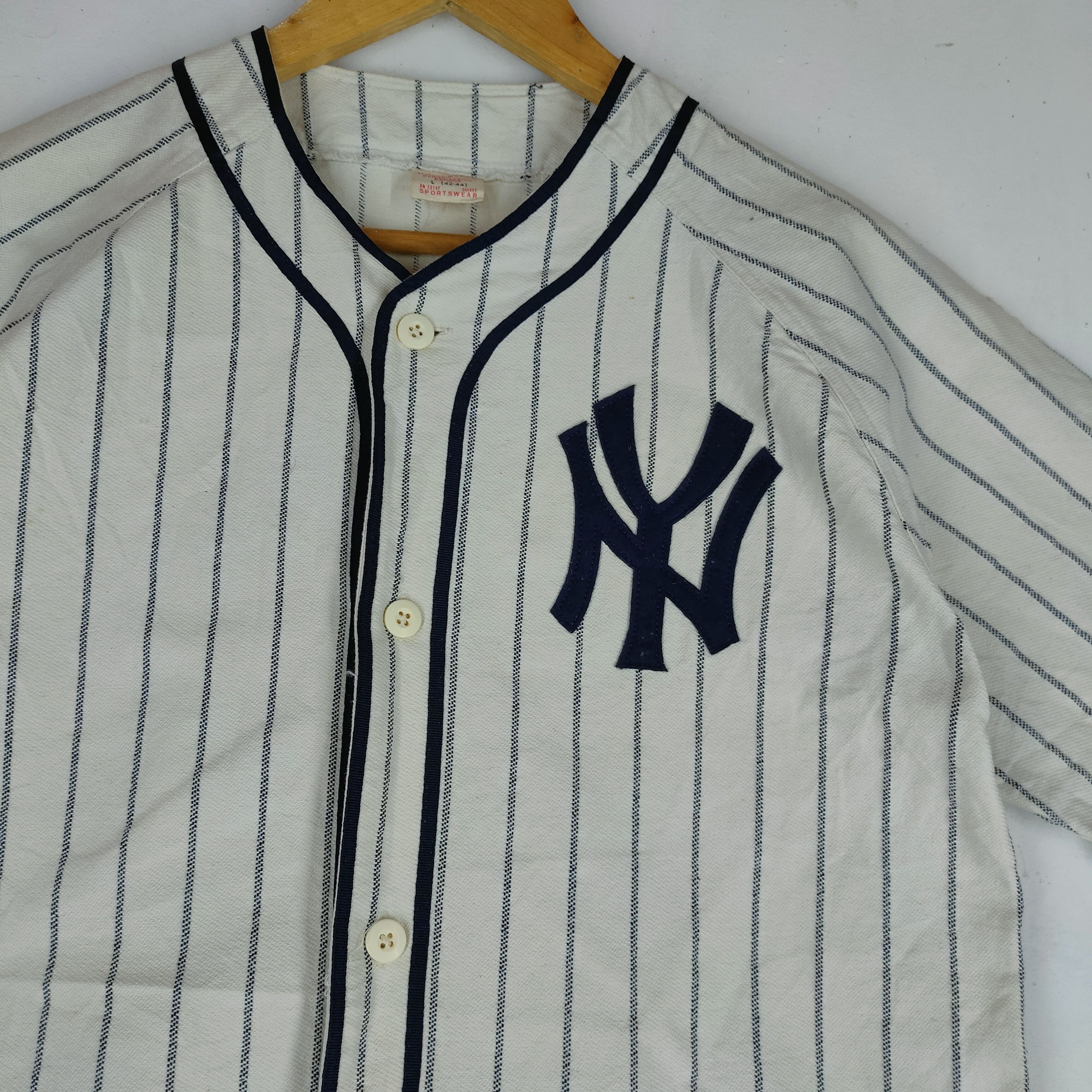 MLB × Majestic × New York Yankees NEW YORK NY Embroidery Full Button Sportman Canvas Shirt Size US M / EU 48-50 / 2 - 4 Thumbnail