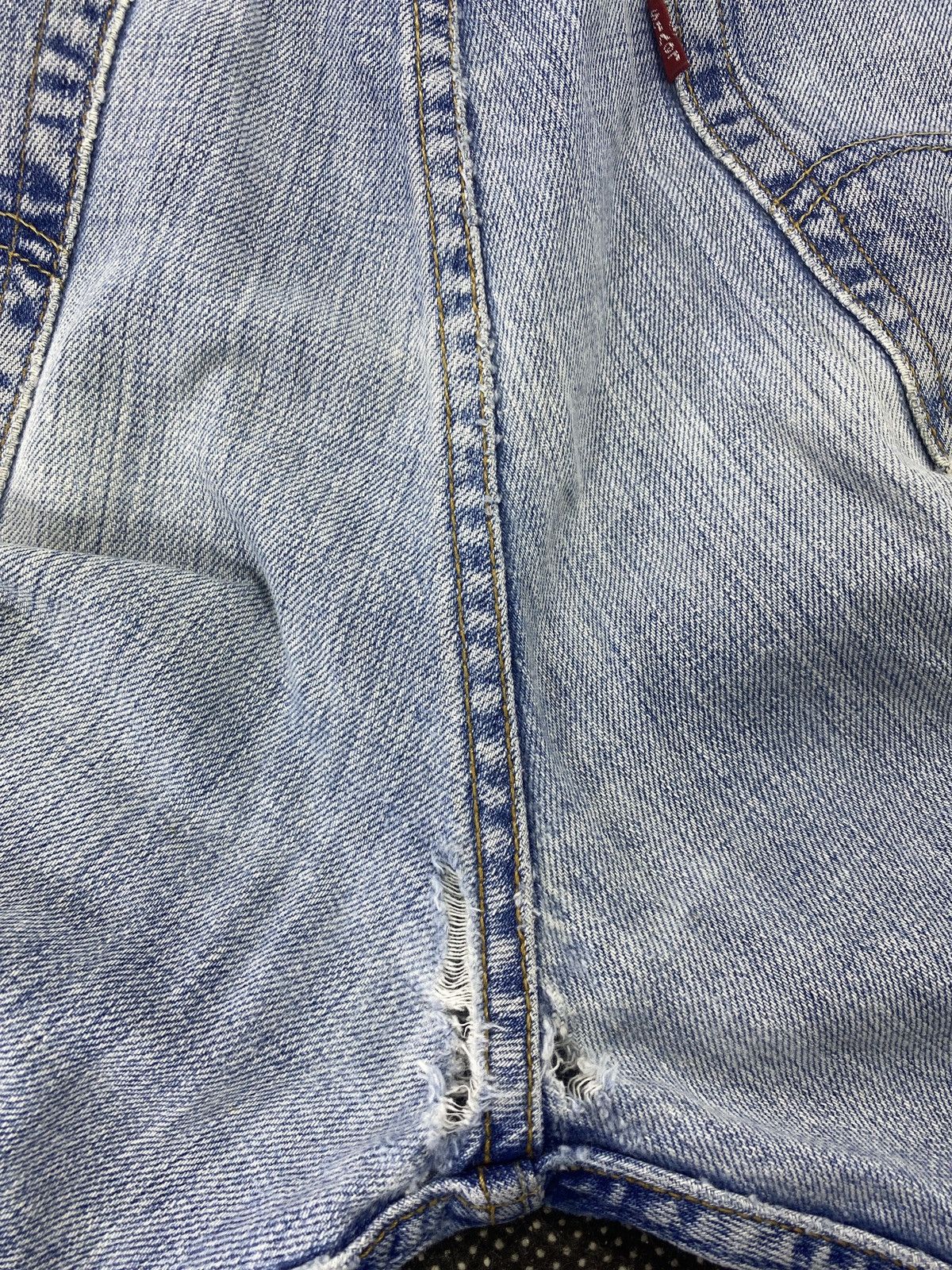 Jean VINTAGE LEVIS 569 BLUE WASH JEANS -J491 Size US 35 - 12 Thumbnail