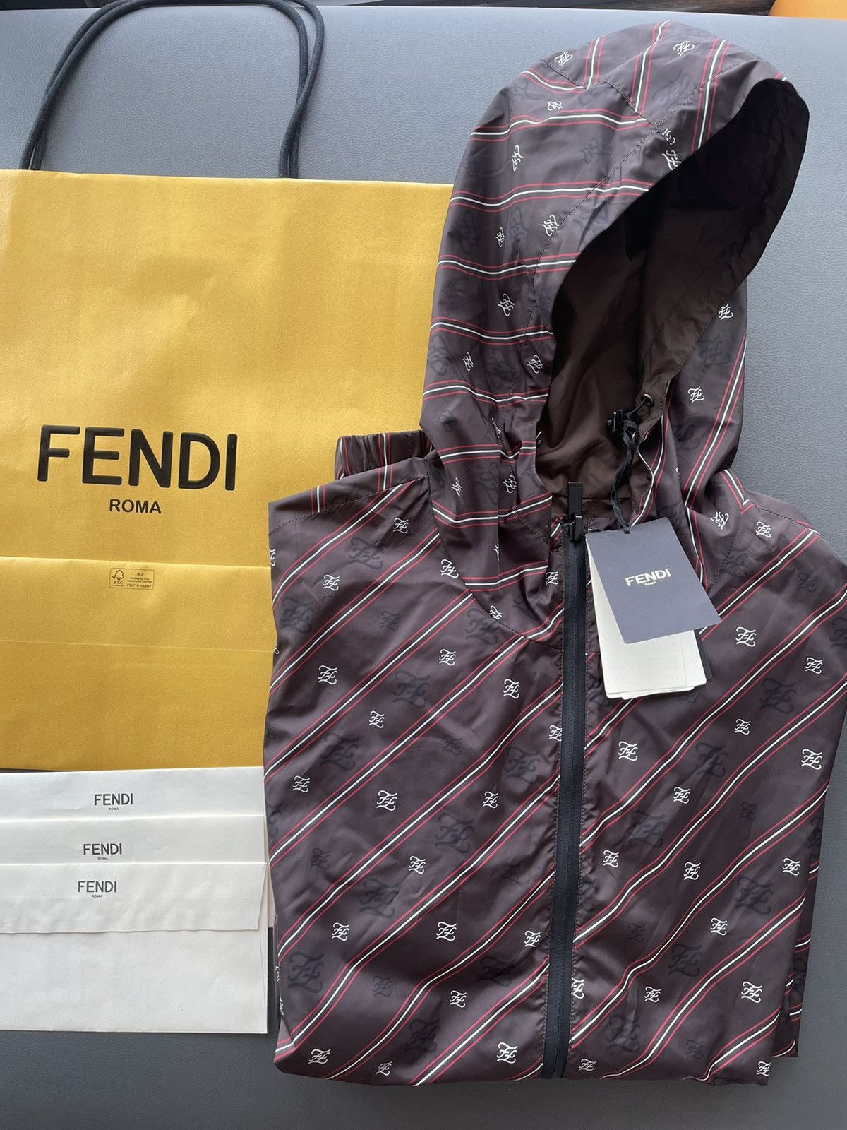 Fendi $2,500 Super Runway New FF Logo Reversible Bomber Jacket Size US S / EU 44-46 / 1 - 23 Thumbnail