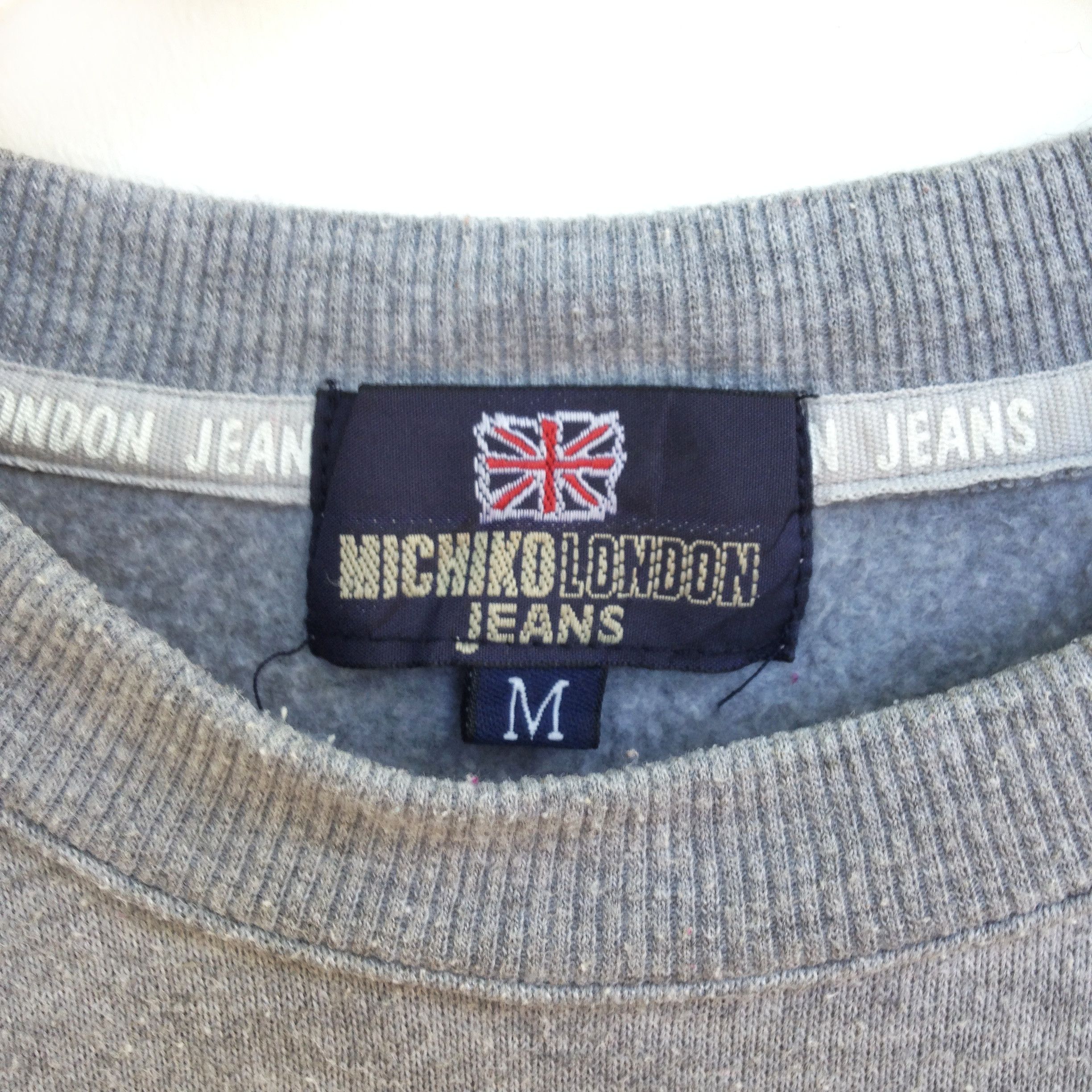 Michiko Koshino London Michiko London Sweatshirt Flour Design Pullover Crewneck Size US S / EU 44-46 / 1 - 3 Thumbnail