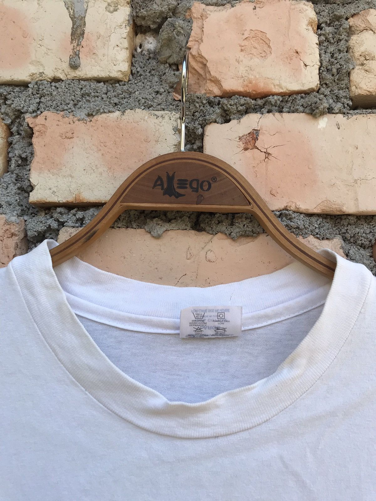 Champion Vintage champion big logo Size US L / EU 52-54 / 3 - 7 Thumbnail