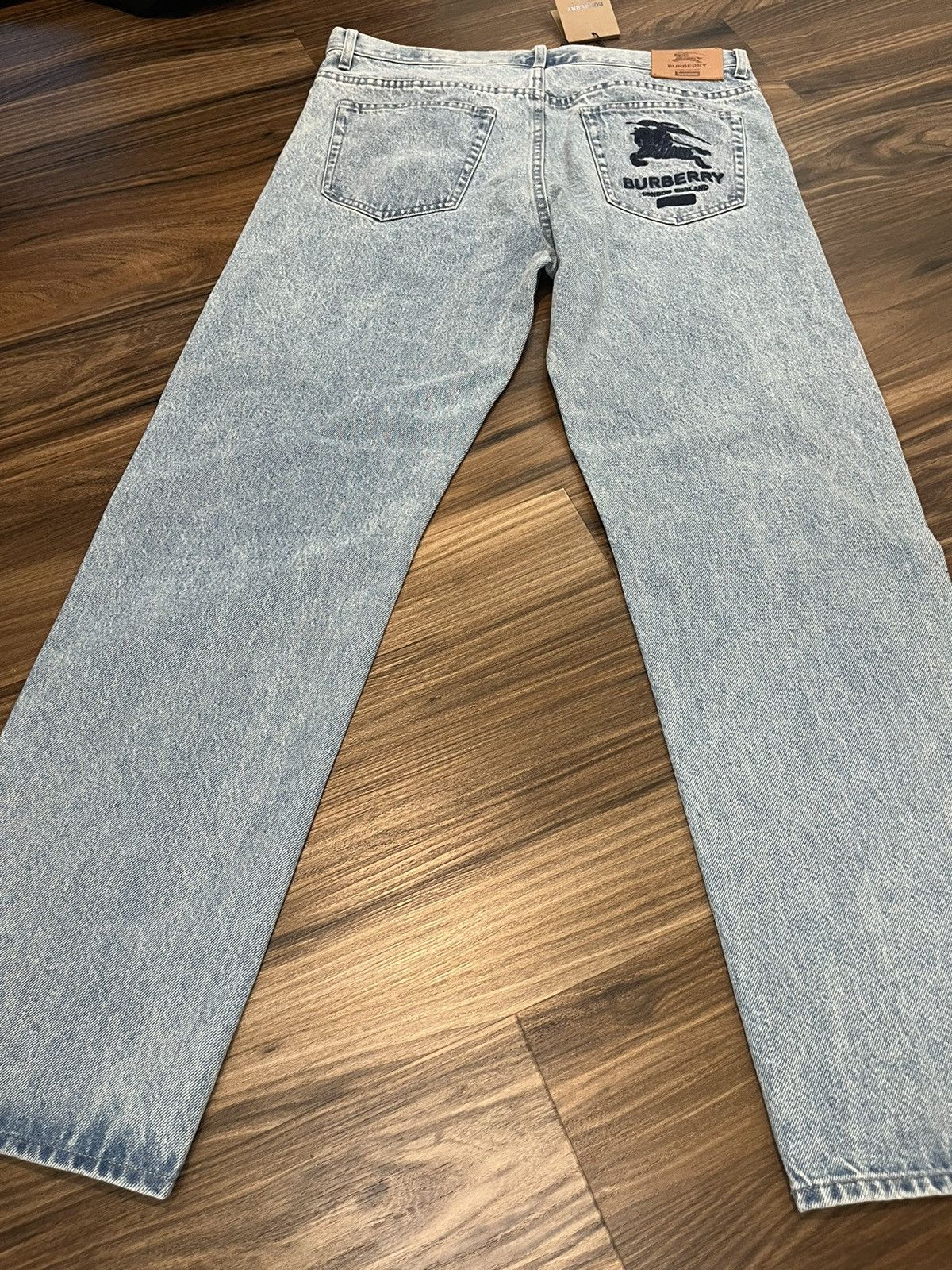 Supreme Burberry Regular Jean Washed Blue