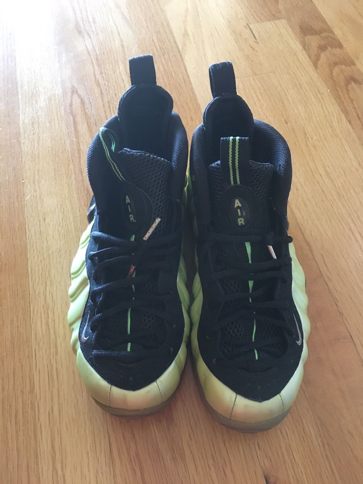 Nike Foamposite Electric Green Size US 7.5 / EU 40-41 - 4 Thumbnail