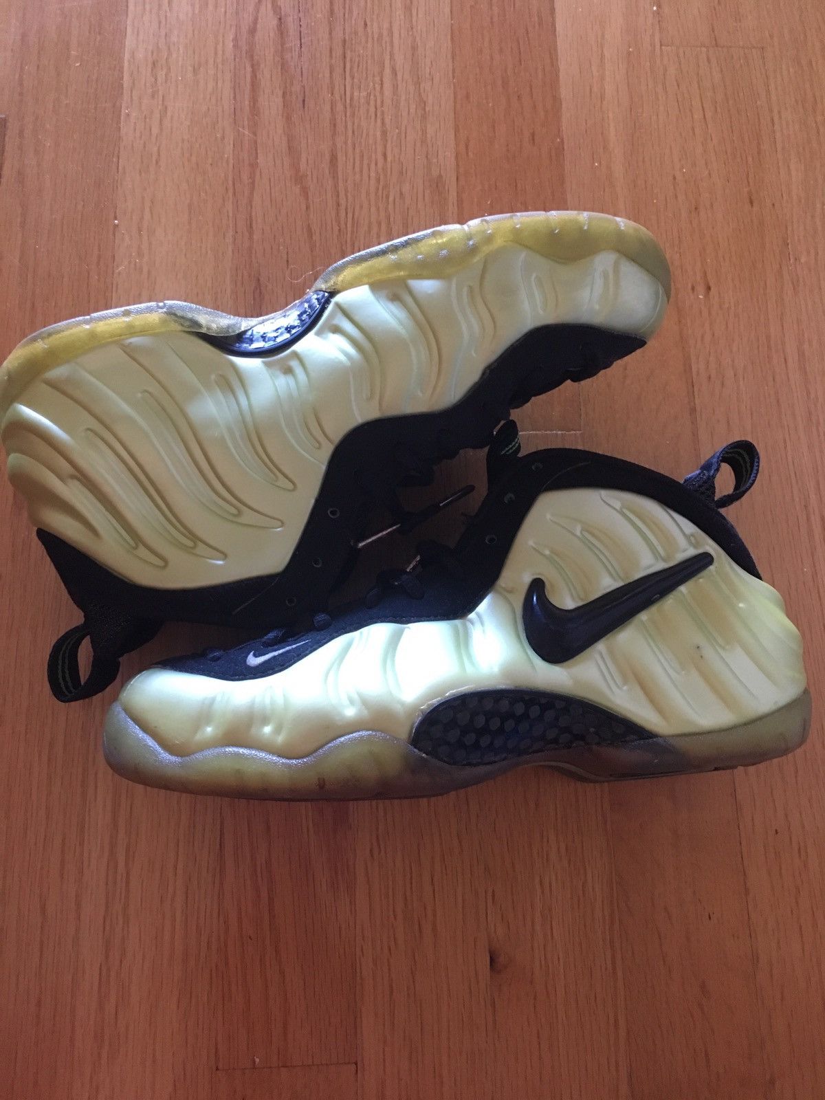 Nike Foamposite Electric Green Size US 7.5 / EU 40-41 - 3 Thumbnail