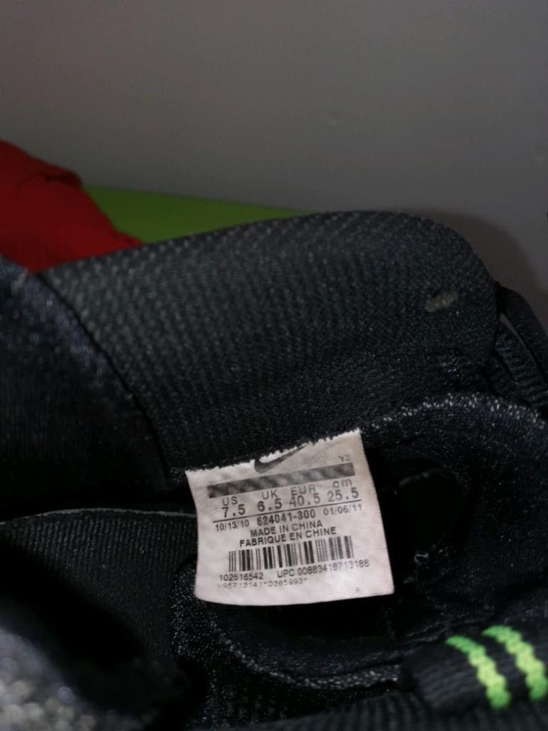 Nike Foamposite Electric Green Size US 7.5 / EU 40-41 - 6 Thumbnail