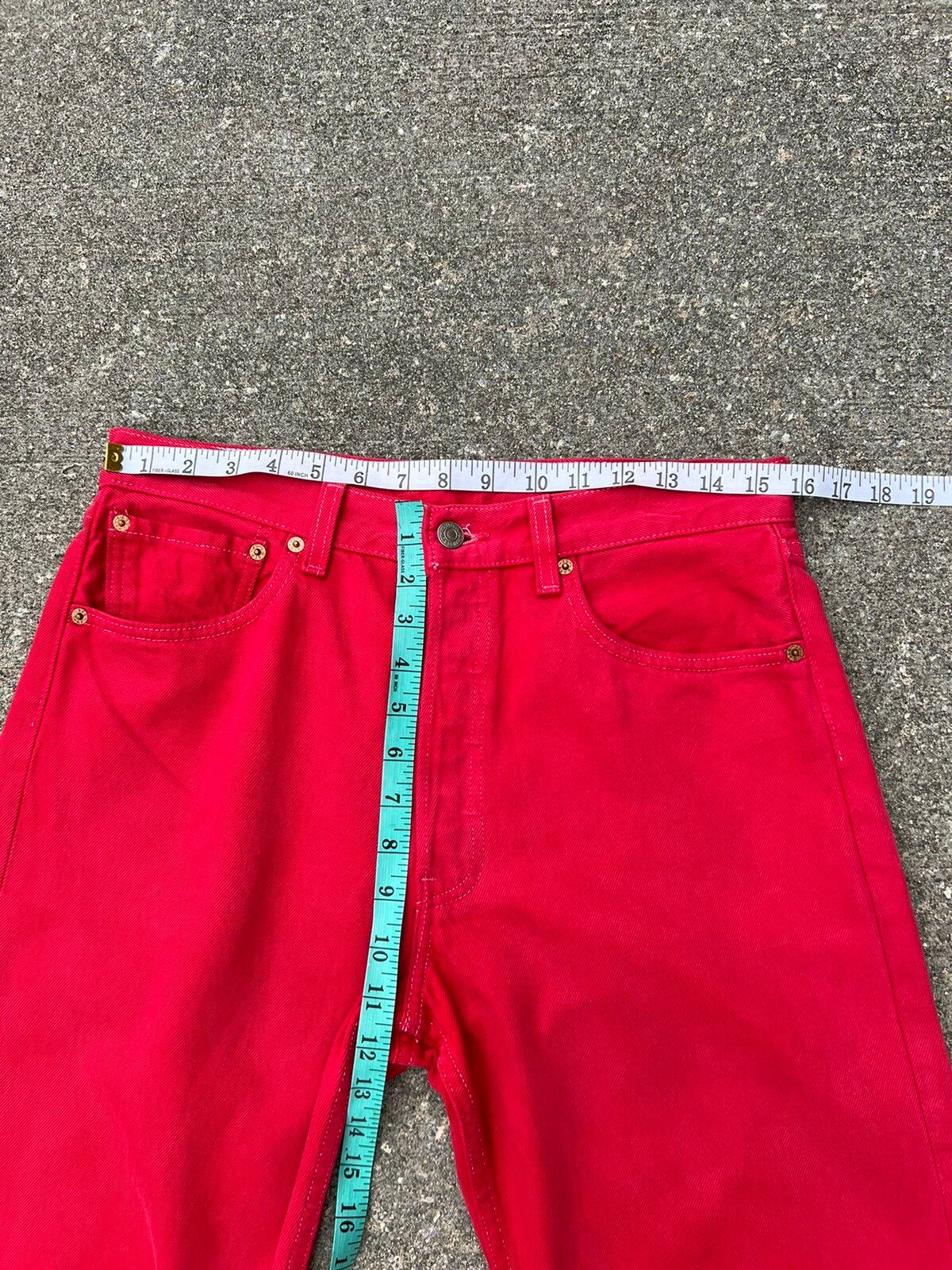 Vintage Vintage 1999 Levi’s 501 Fade Red Denim Jeans Size US 31 - 2 Preview