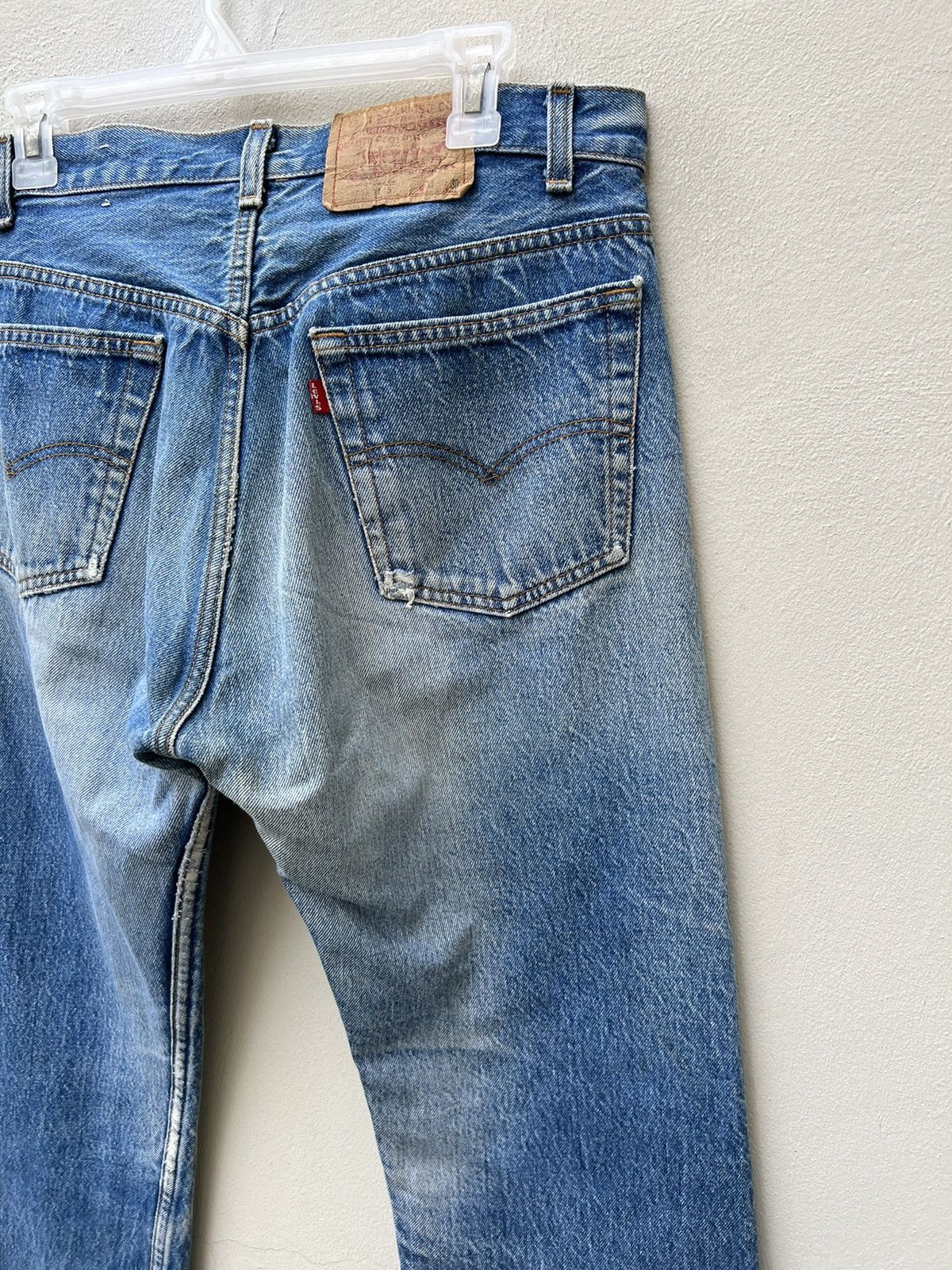 Levi's Vintage 80s Levi’s 501 Fade Denim Trashed Jeans Size US 33 - 19 Thumbnail