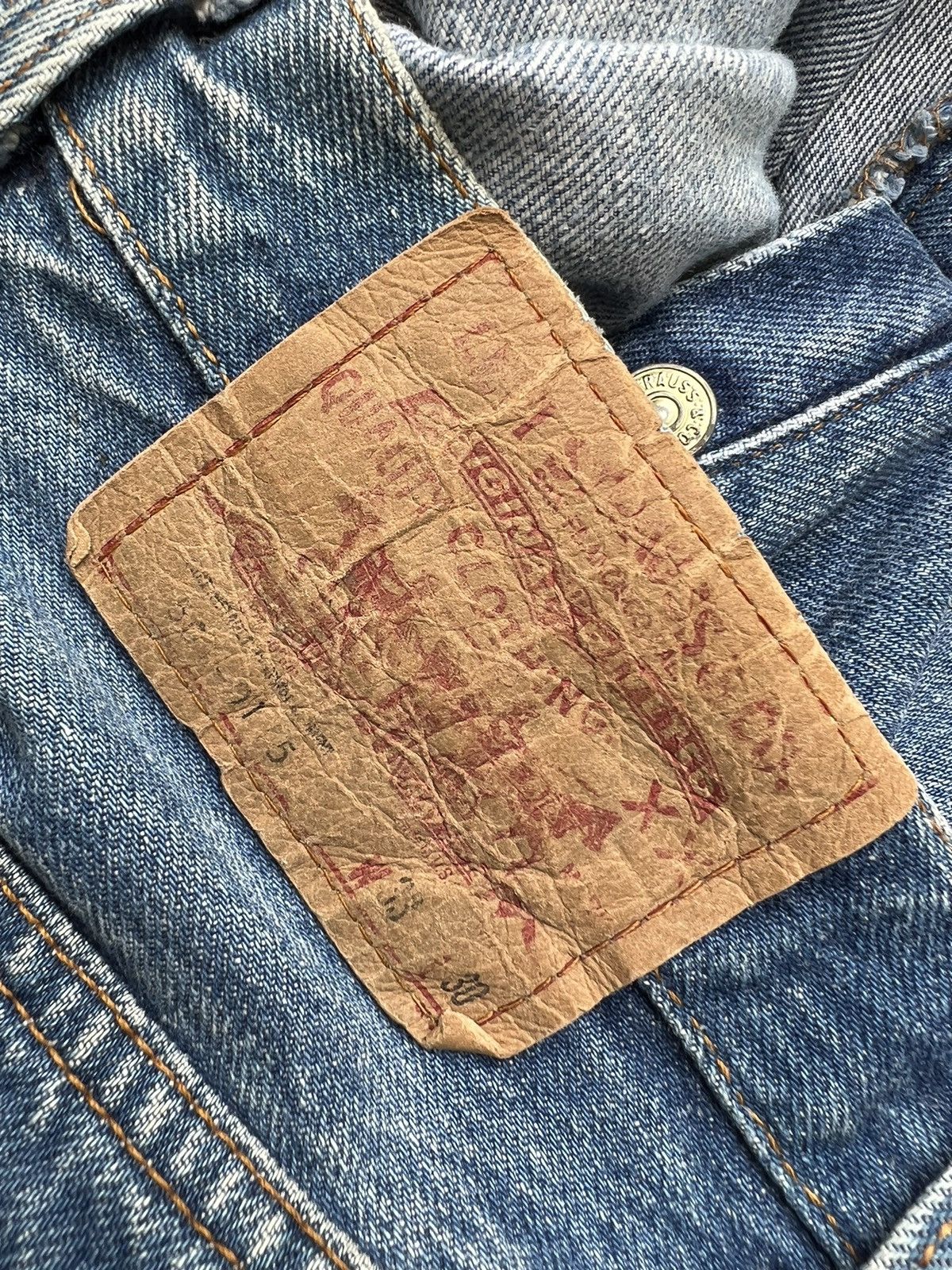Levi's Vintage 80s Levi’s 501 Fade Denim Trashed Jeans Size US 33 - 23 Thumbnail