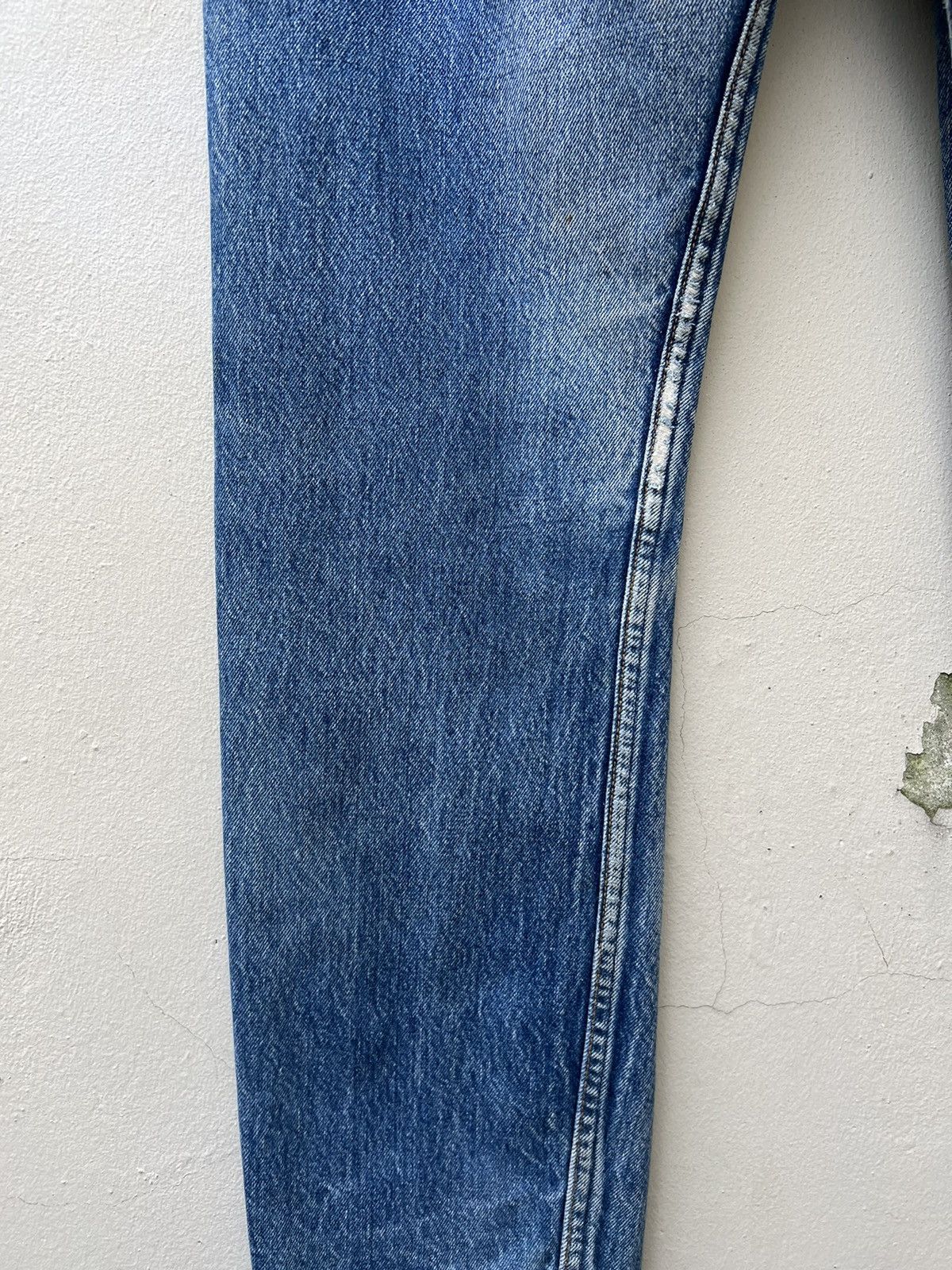Levi's Vintage 80s Levi’s 501 Fade Denim Trashed Jeans Size US 33 - 17 Thumbnail