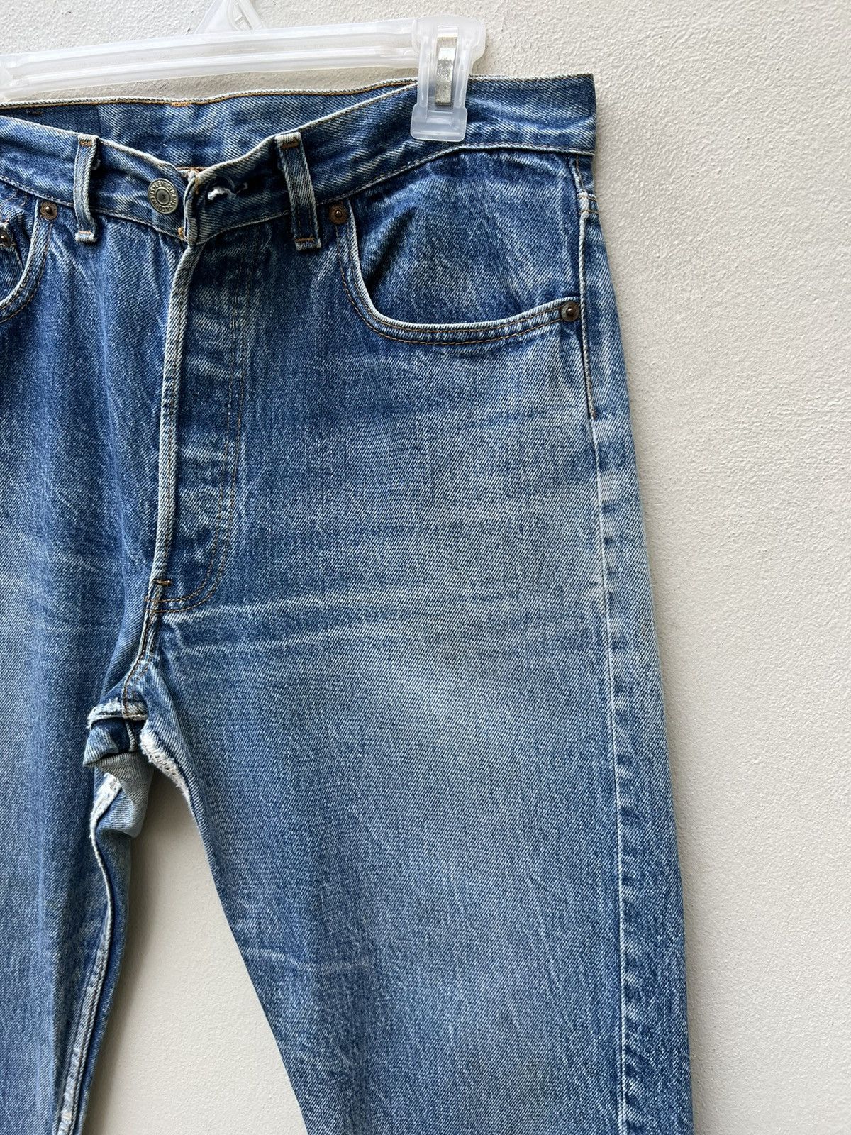 Levi's Vintage 80s Levi’s 501 Fade Denim Trashed Jeans Size US 33 - 12 Thumbnail