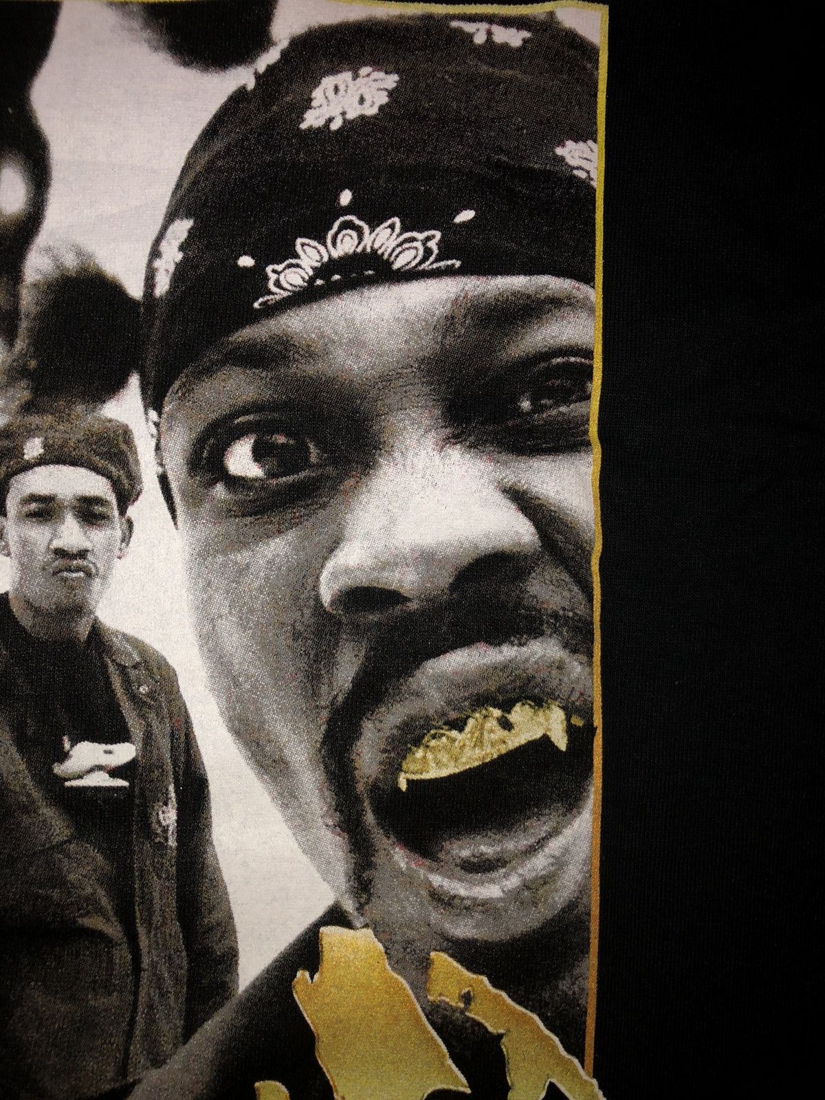 Band Tees Vintage Style GRAVEDIGGAZ Diary Of A Madman Group Photo Tee Size US XL / EU 56 / 4 - 9 Thumbnail