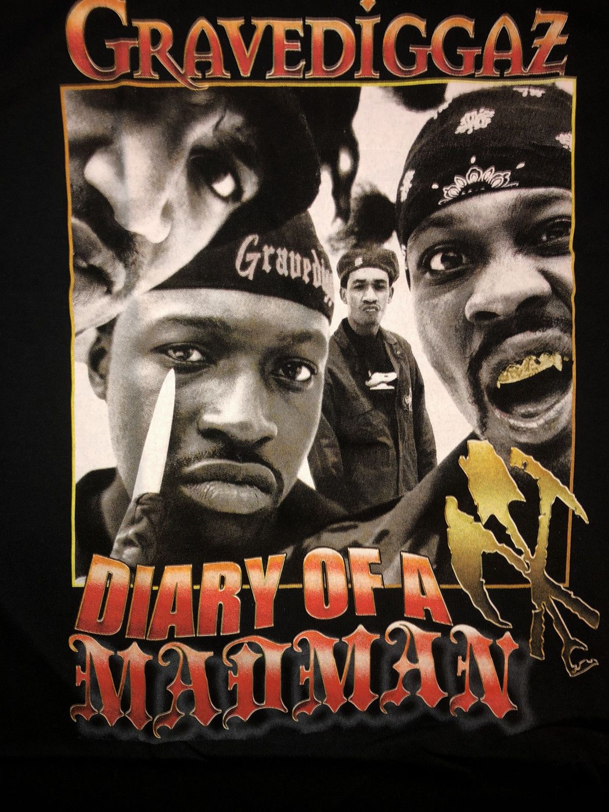 GRAVEDIGGAZ Diary Of A Madman store Group Photo Tee