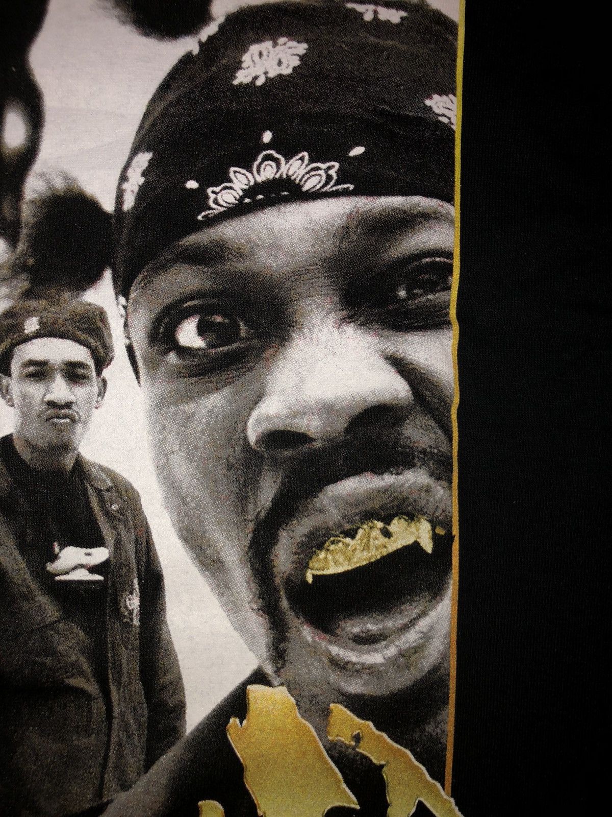 Band Tees Vintage Style GRAVEDIGGAZ Diary Of A Madman Group Photo Tee Size US XL / EU 56 / 4 - 7 Thumbnail