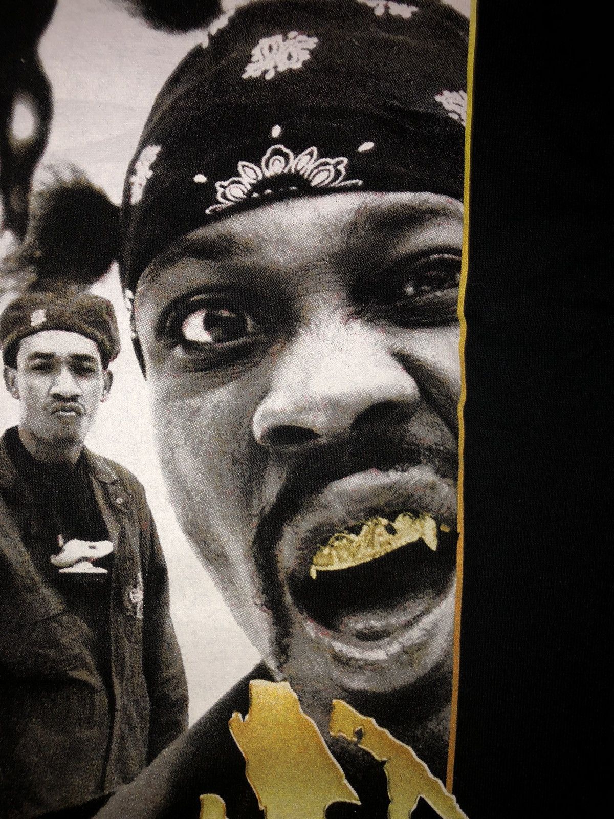 Band Tees Vintage Style GRAVEDIGGAZ Diary Of A Madman Group Photo Tee Size US XL / EU 56 / 4 - 8 Thumbnail