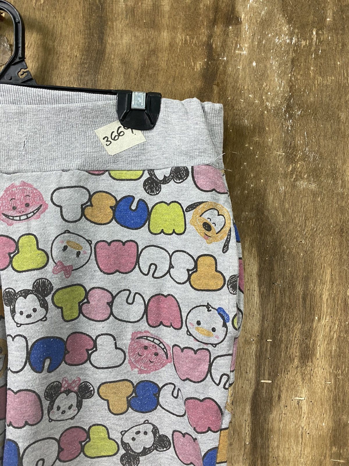 Cartoon Network × Disney Tsum Tsum full print jogger Disney Pants #3669 Size US 29 - 6 Thumbnail