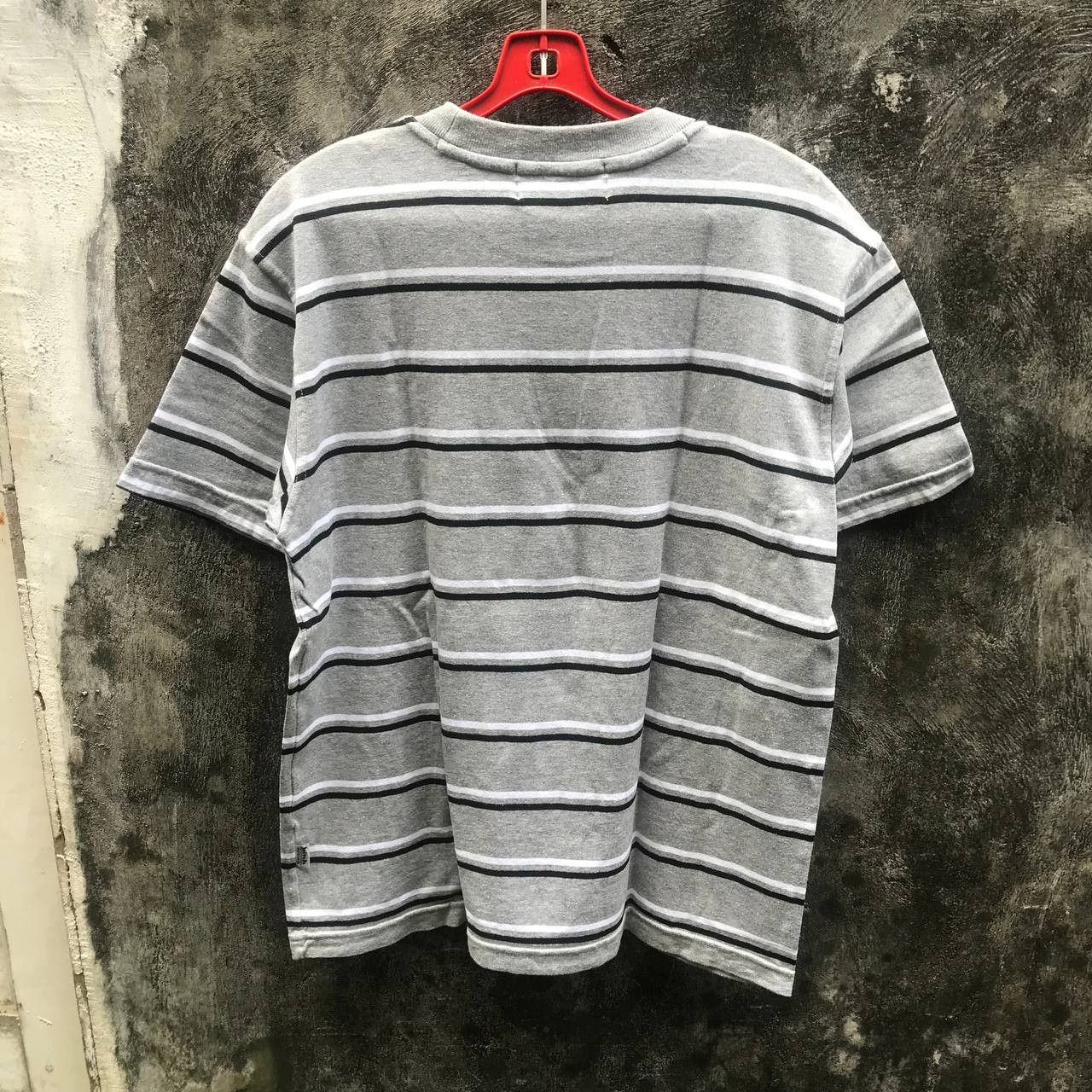 Hook-Ups 90s Bitch Skateboards Stripe Tshirt Size US L / EU 52-54 / 3 - 2 Thumbnail