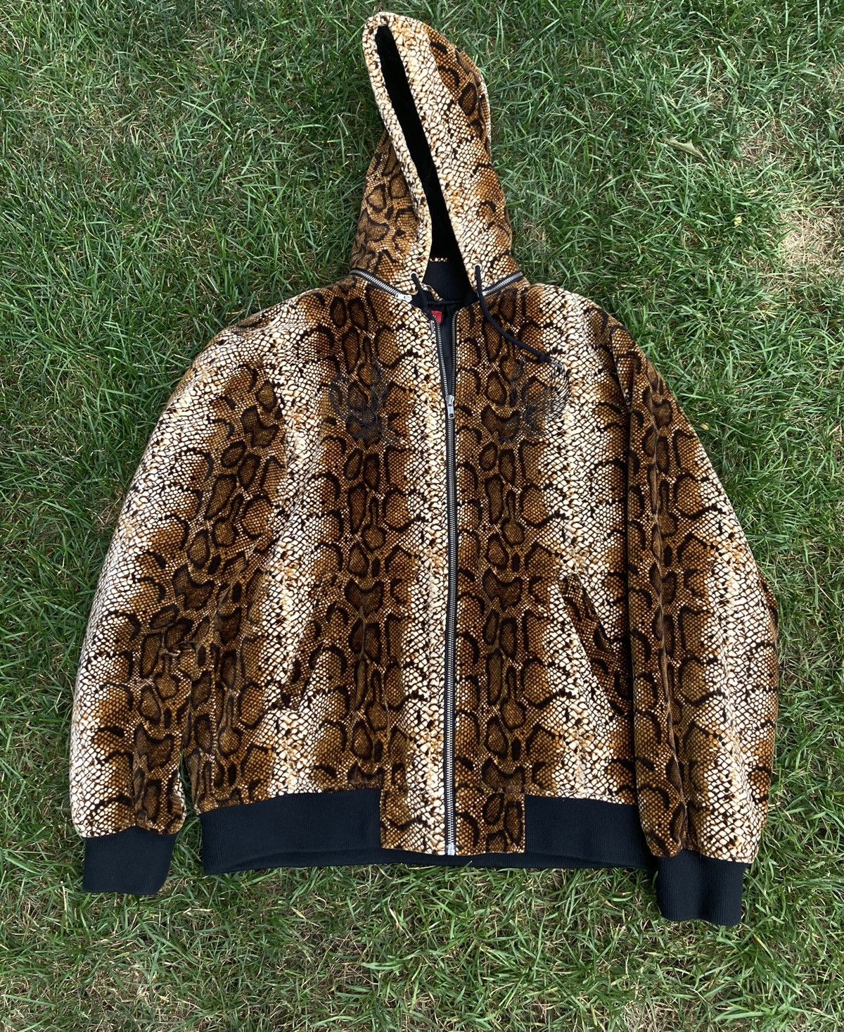 Supreme Supreme Velvet Snakeskin Hooded Bomber Size US L / EU 52-54 / 3 - 1 Thumbnail