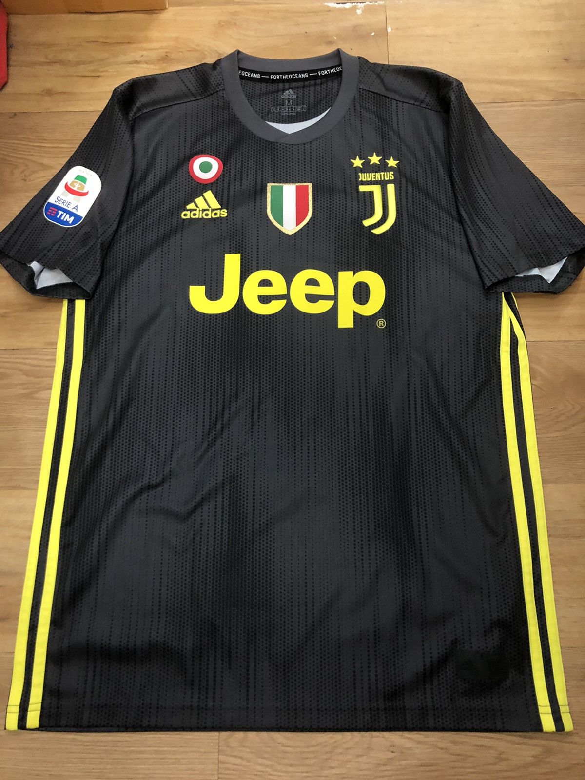 Juventus 3rd Jersey Ronaldo,Juventus 3rd Kit Ronaldo,Juventus 3rd dark gray  jerseys Size:18-19