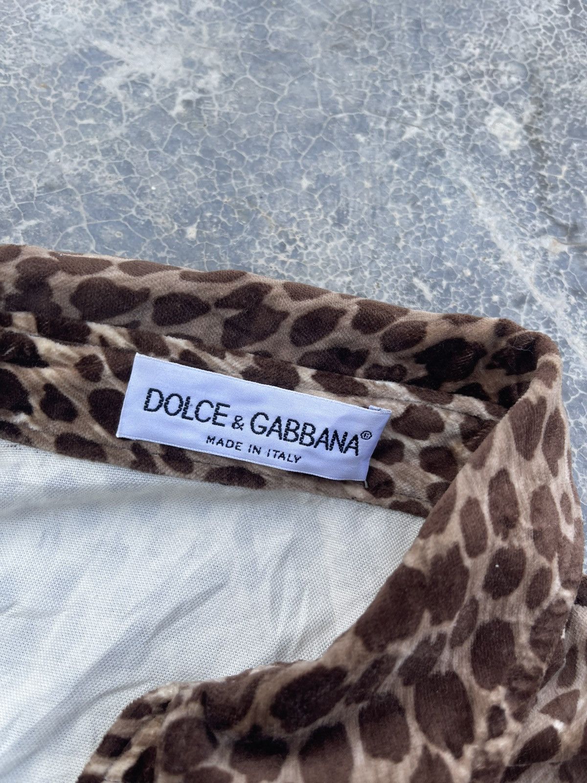 Dolce & Gabbana Dolce & Gabbana Buttoned Leopard Shirt for her Size US S / EU 44-46 / 1 - 12 Thumbnail
