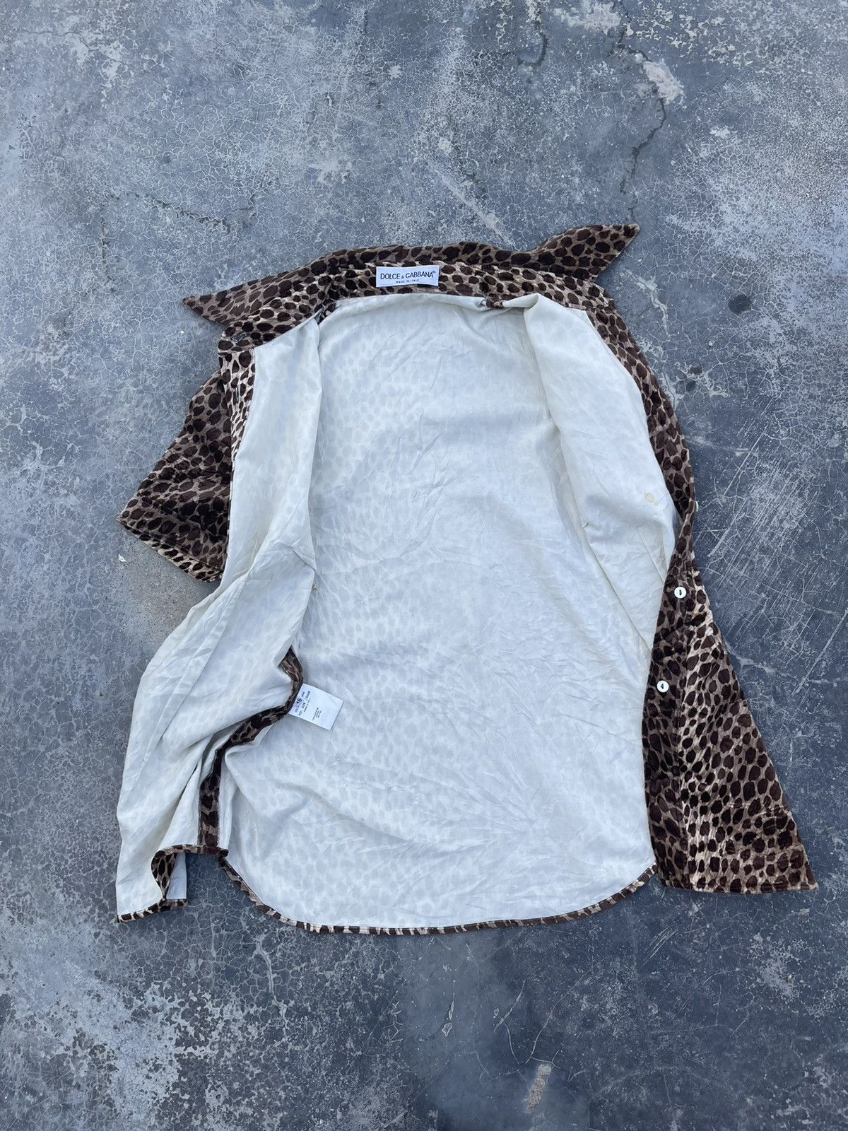 Dolce & Gabbana Dolce & Gabbana Buttoned Leopard Shirt for her Size US S / EU 44-46 / 1 - 5 Thumbnail