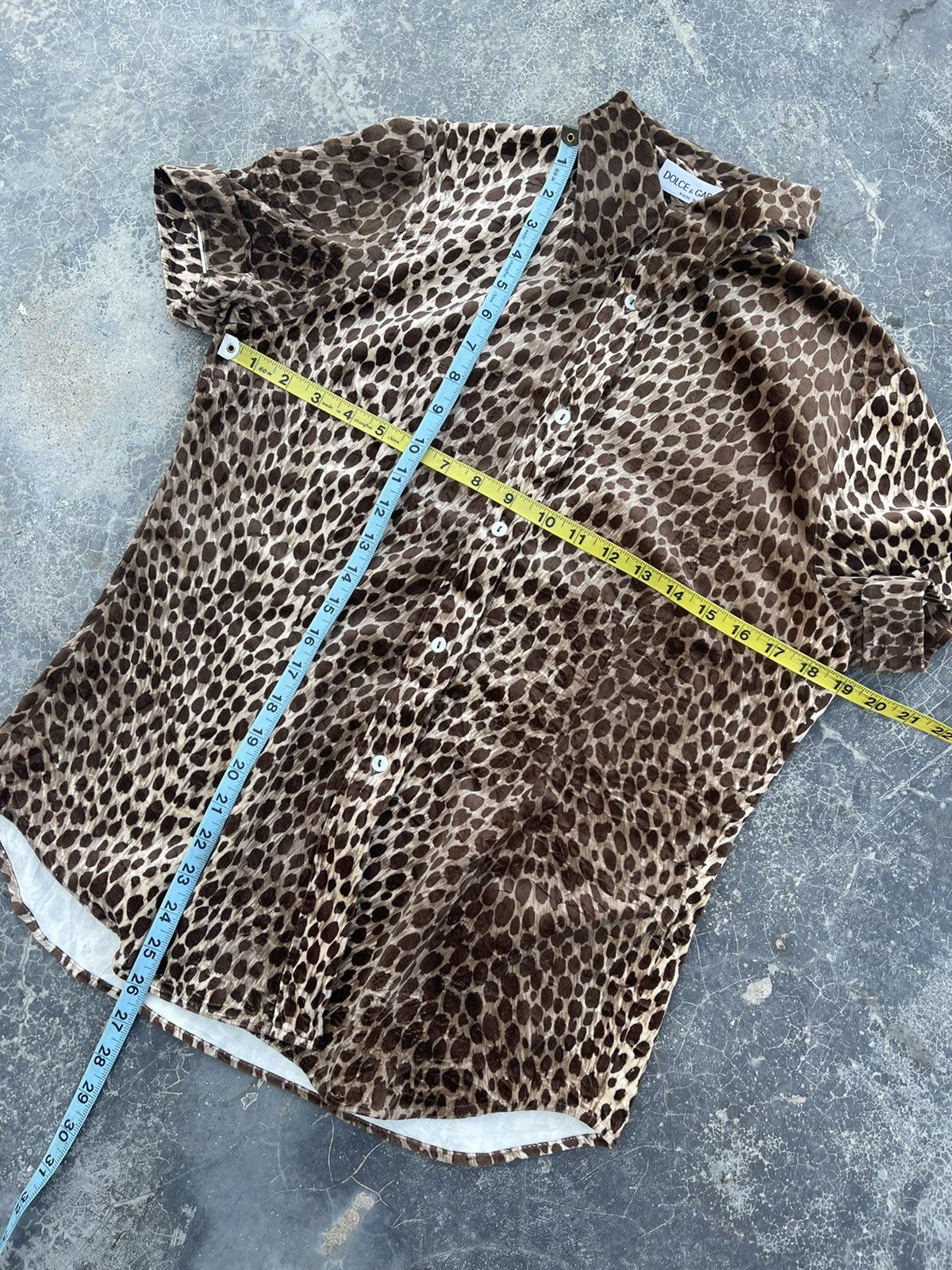 Dolce & Gabbana Dolce & Gabbana Buttoned Leopard Shirt for her Size US S / EU 44-46 / 1 - 6 Thumbnail