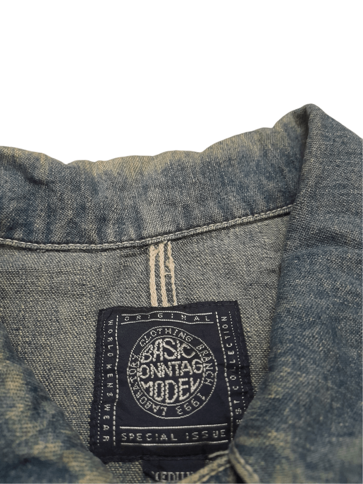 Japanese Brand OnnTag Special Issue Denim Jacket Chore (E292) Size US M / EU 48-50 / 2 - 4 Thumbnail