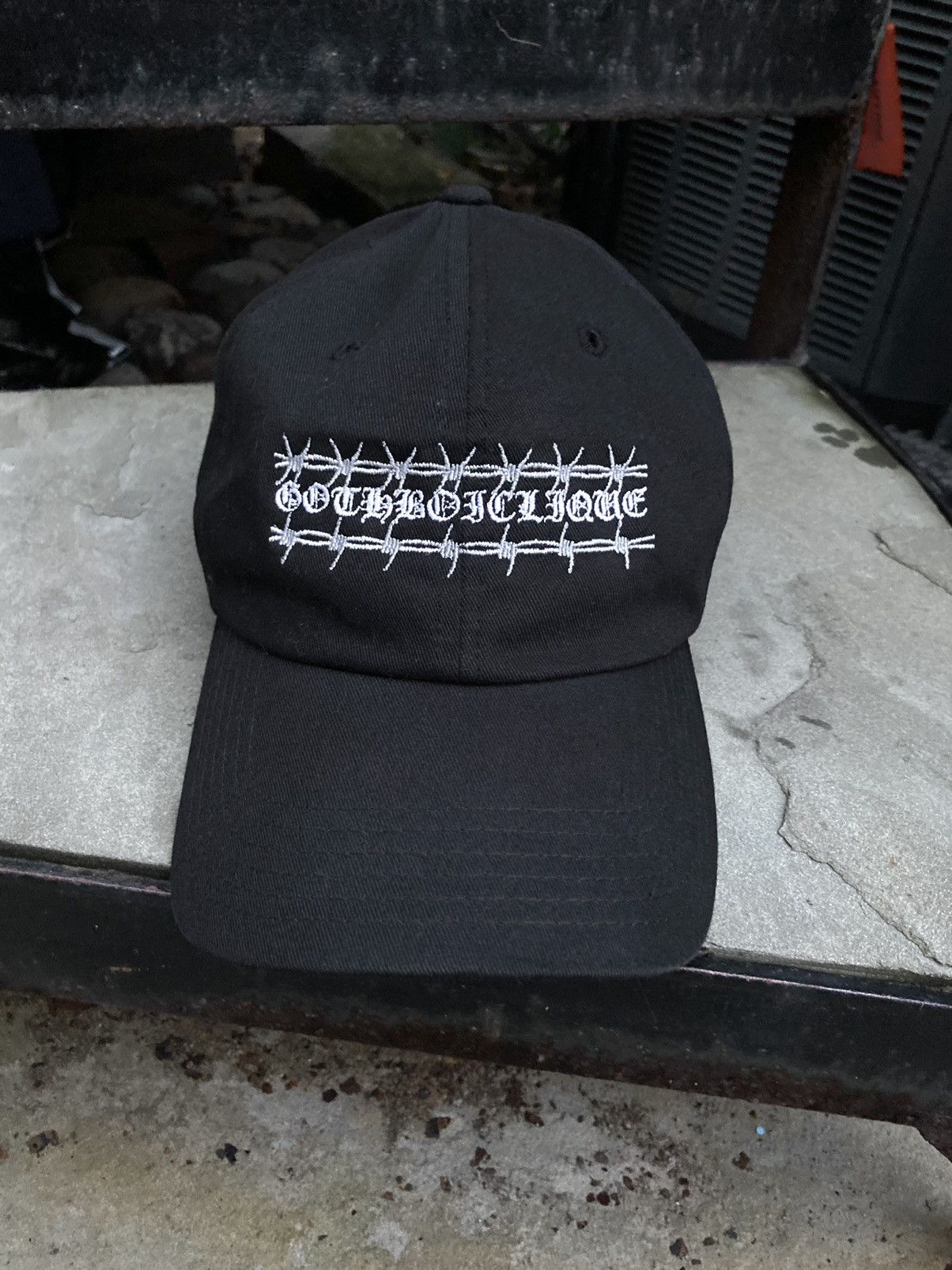 Gbc yeah it’s true & authentic barbed hat