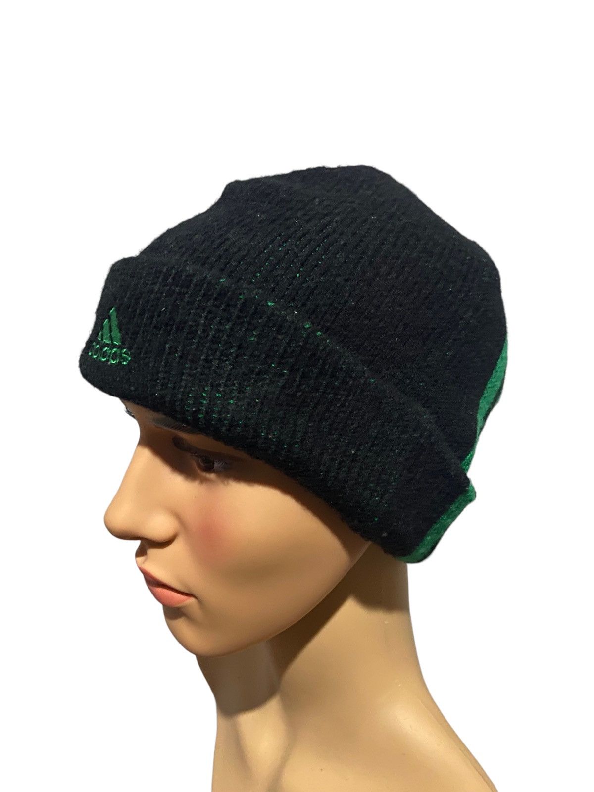 Adidas 🔥SALE🔥ADIDAS NICE DESIGN KNITTED BEANIE Size ONE SIZE - 2 Thumbnail