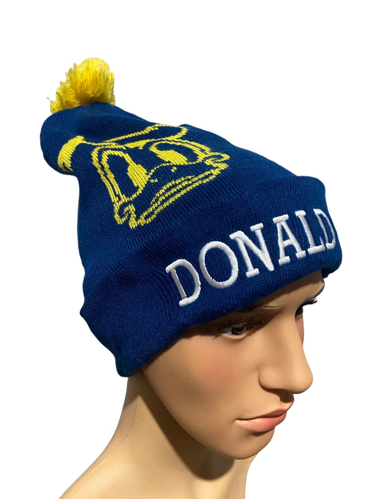 Disney 🔥SALE se🔥DONALD DUCK NICE DESIGN BEANIE Size ONE SIZE - 1 Thumbnail