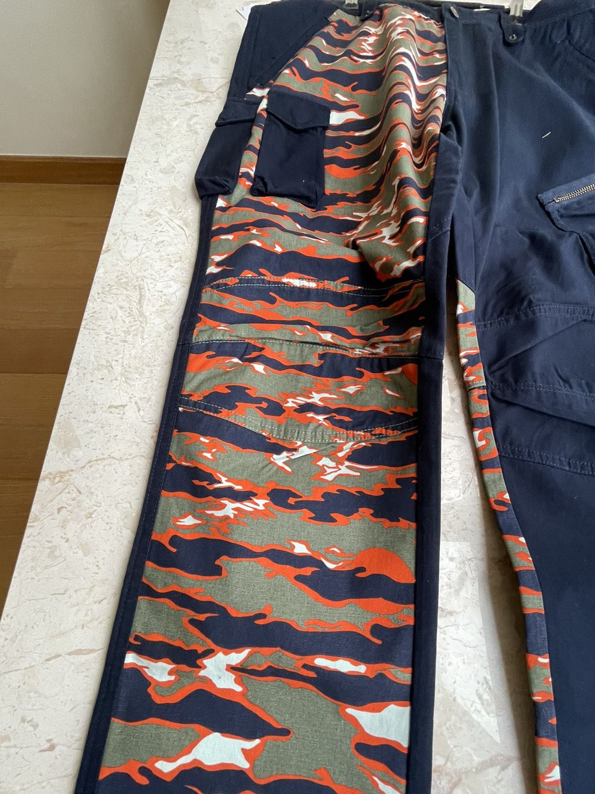 Billionaire Boys Club UNWORN* BBC tiger Camo cargo Size US 34 / EU 50 - 4 Thumbnail